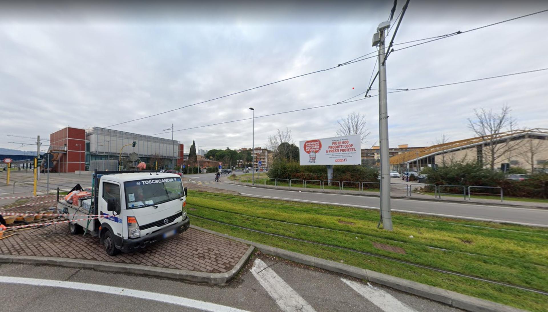Impianto 6 X 3 a Firenze, in zona Sushi Club