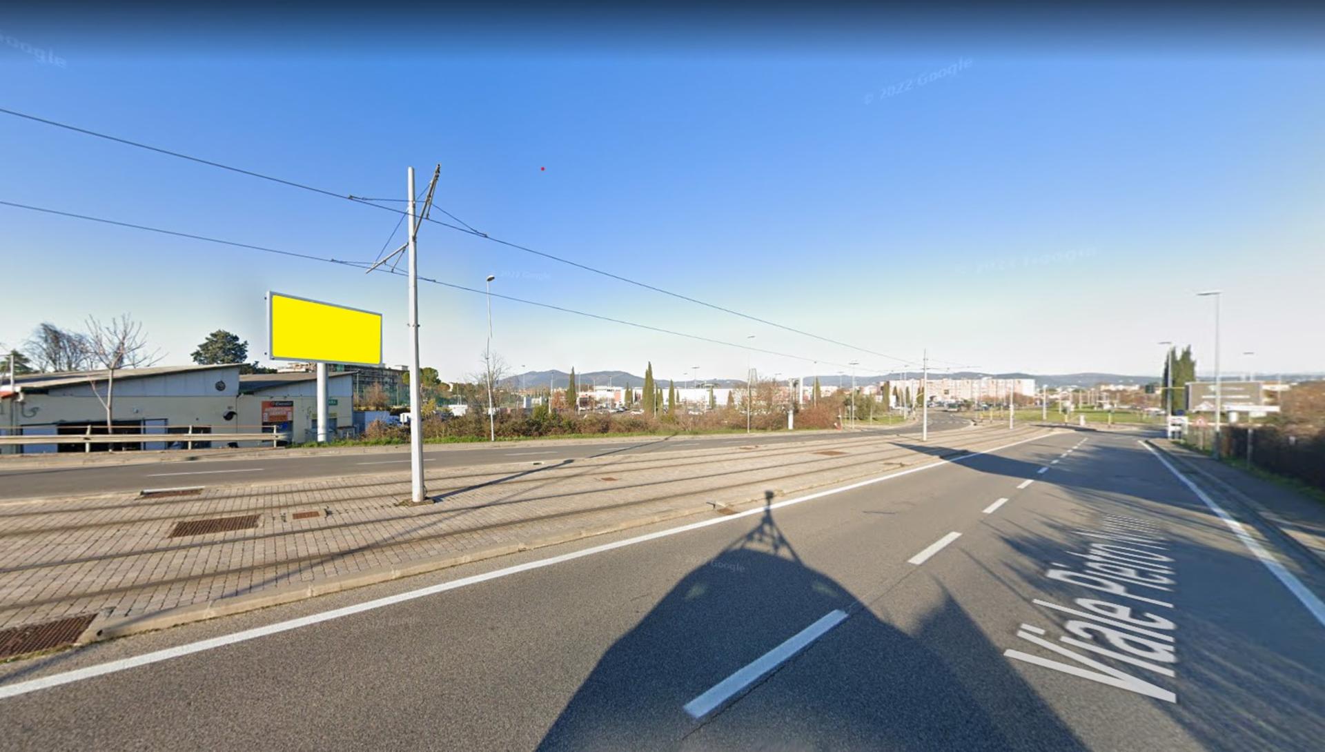Impianto 6 X 3 a Firenze, in zona Da I' Papero