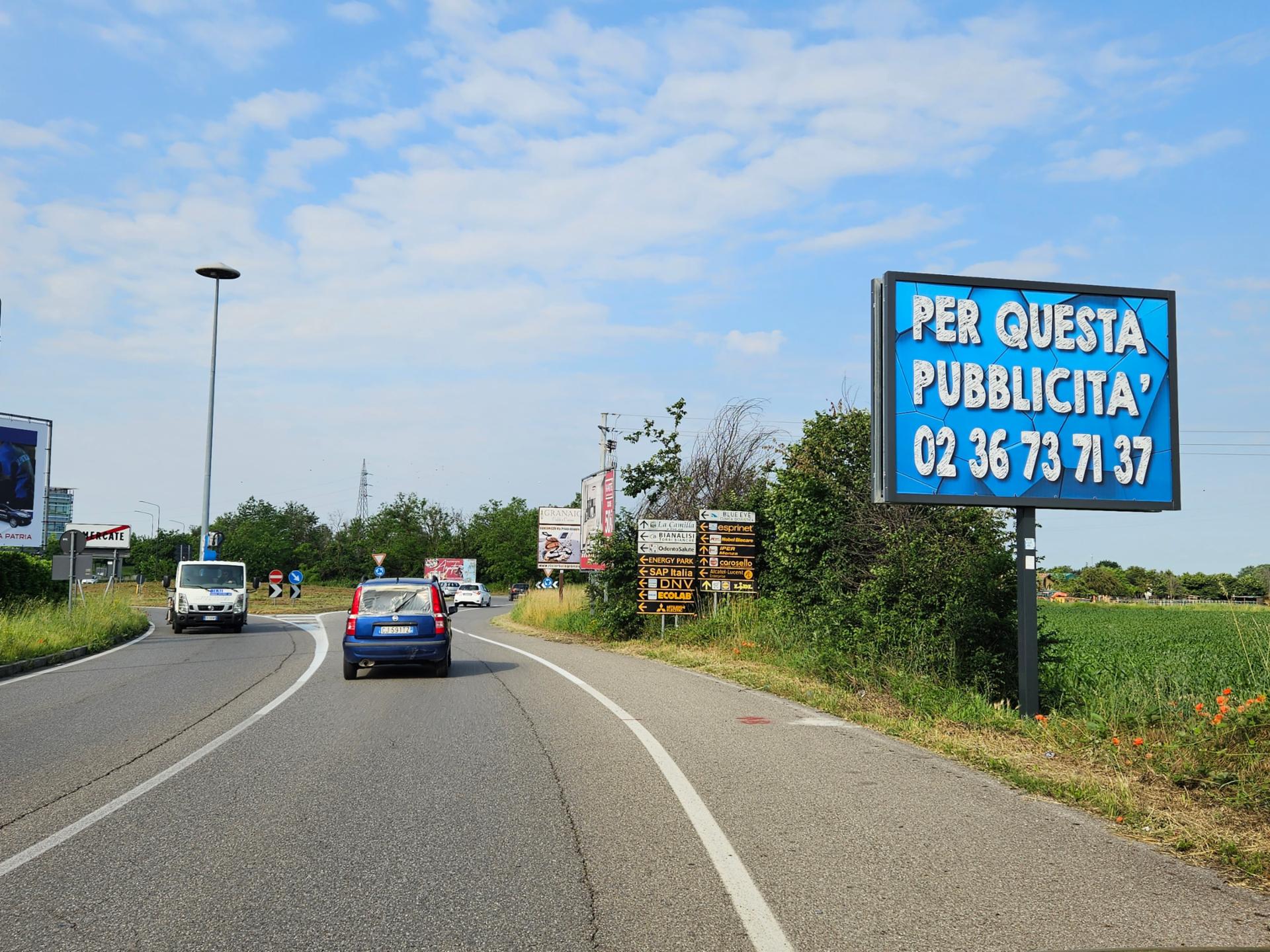 Impianto POSTER a Vimercate, in zona Il Gigante