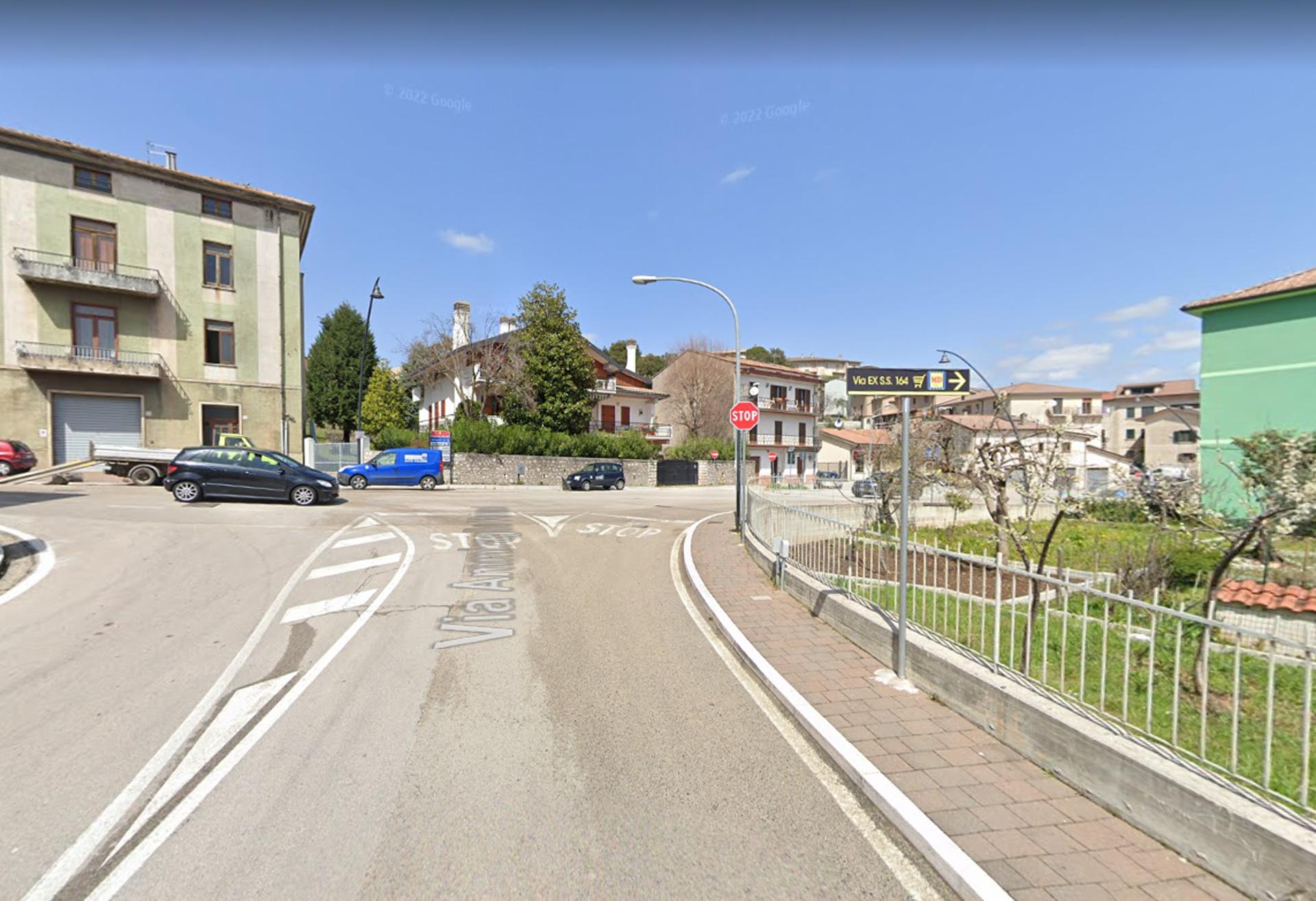 Impianto FRECCE / PREINSEGNE a Montella, in zona Teatro Adele Solimene