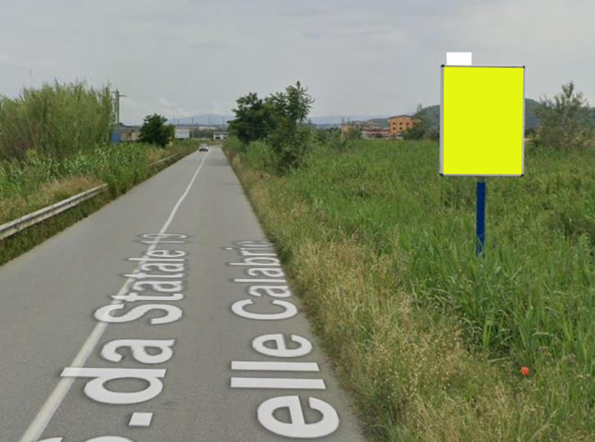 Impianto CARTELLONISTICA a Torano Castello, in zona Esso