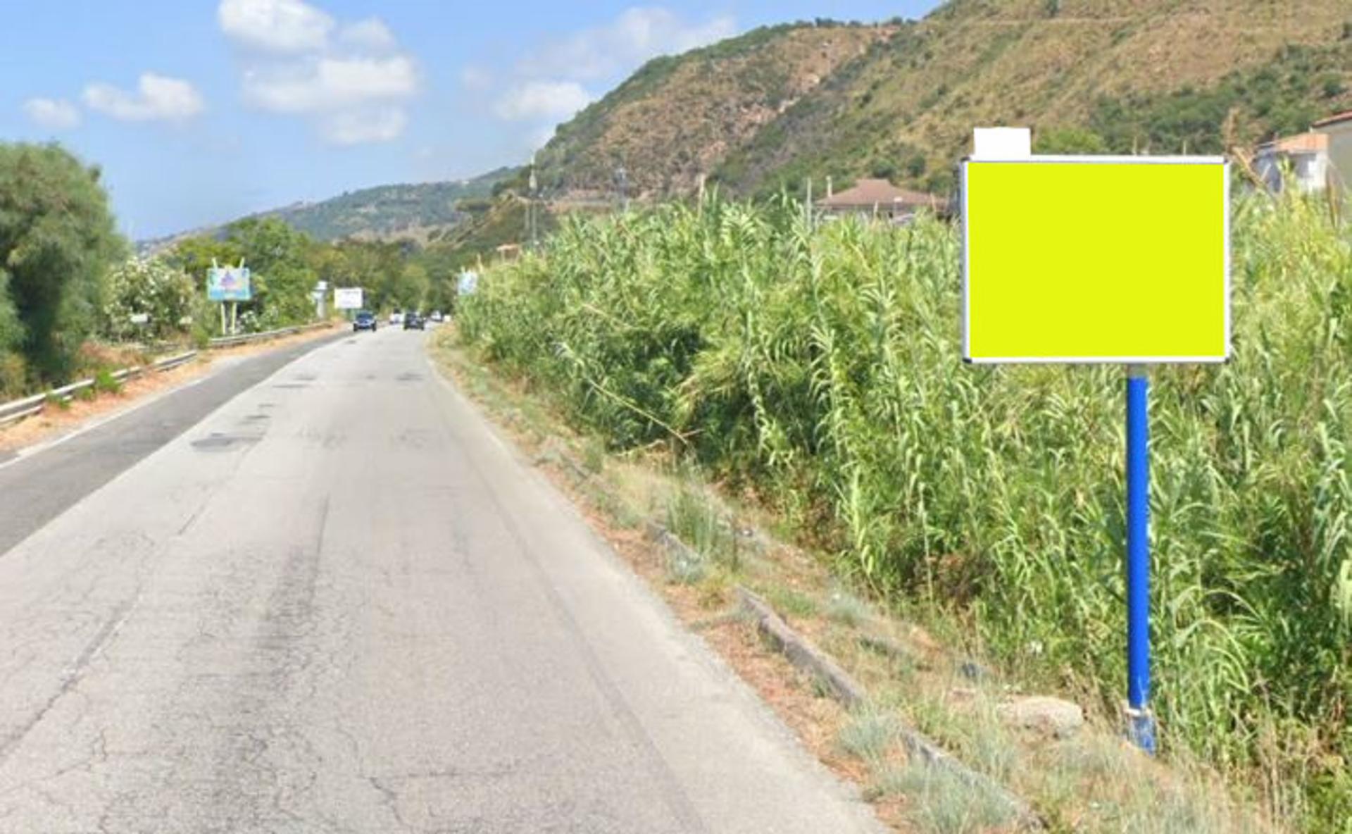 Impianto CARTELLONISTICA a Parghelia, in zona Miseria e Nobiltà