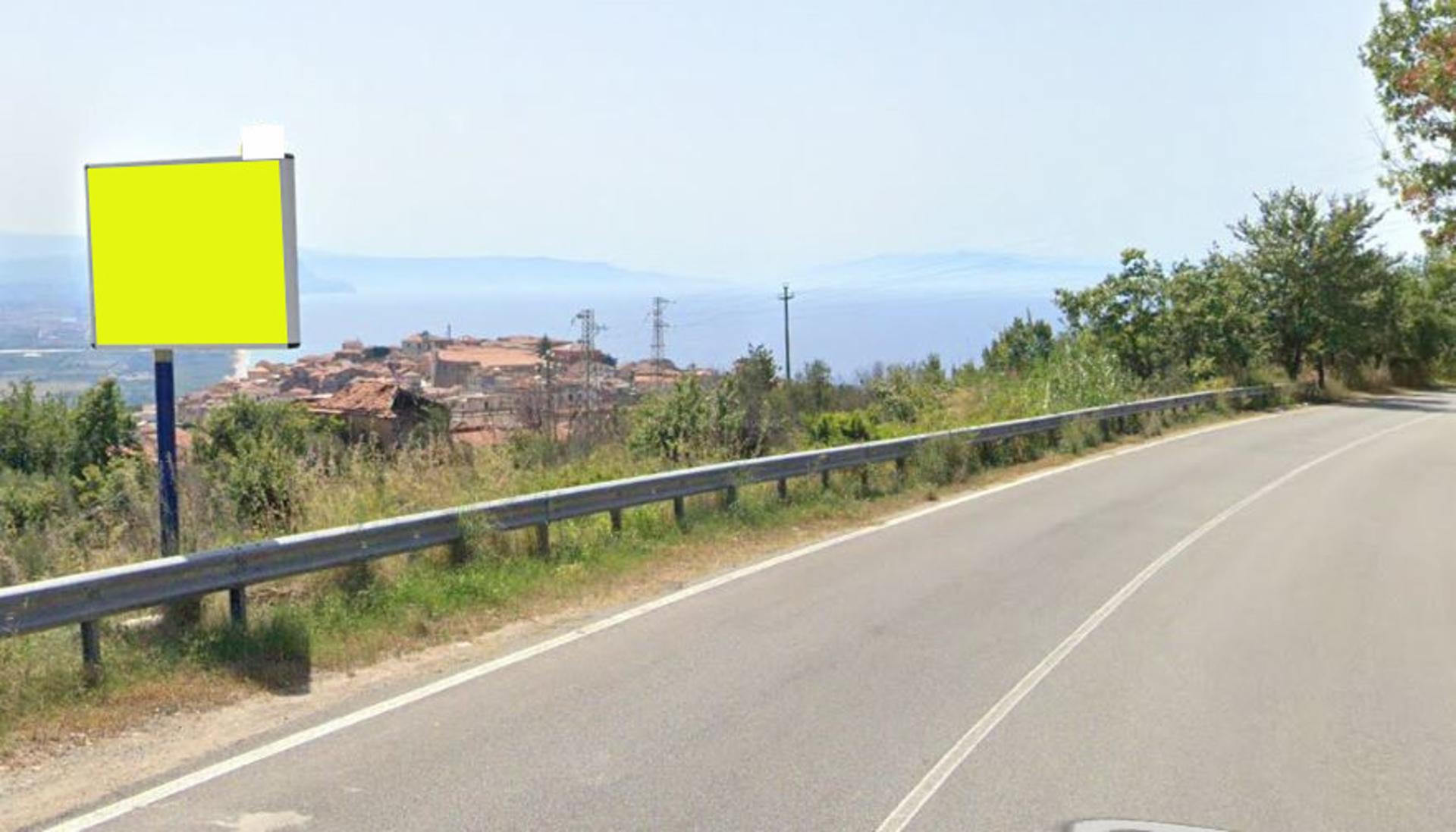 Impianto CARTELLONISTICA a Nicotera, in zona Concattedrale di Santa Maria Assunta