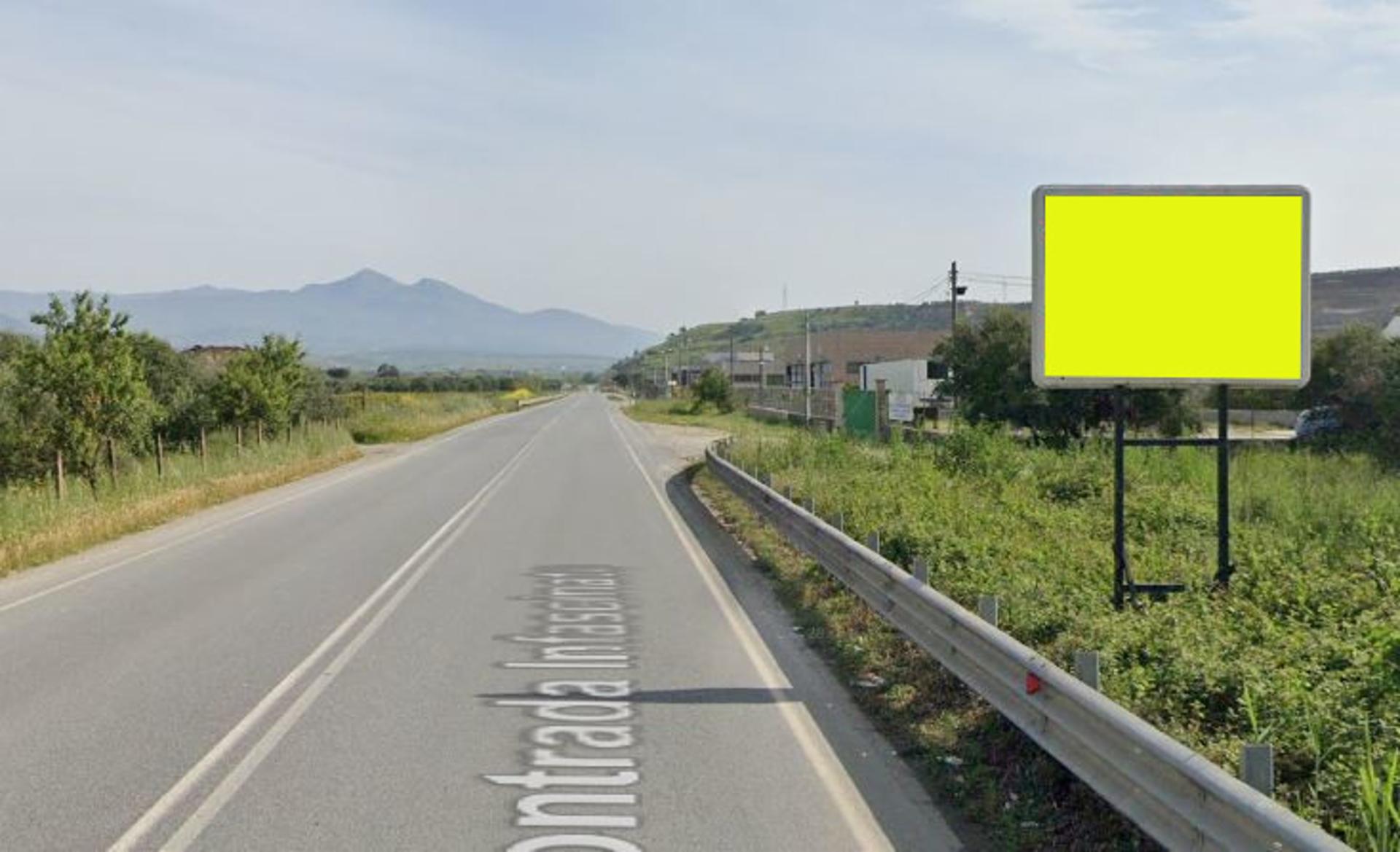 Impianto CARTELLONISTICA a Spezzano Albanese, in zona Tamoil