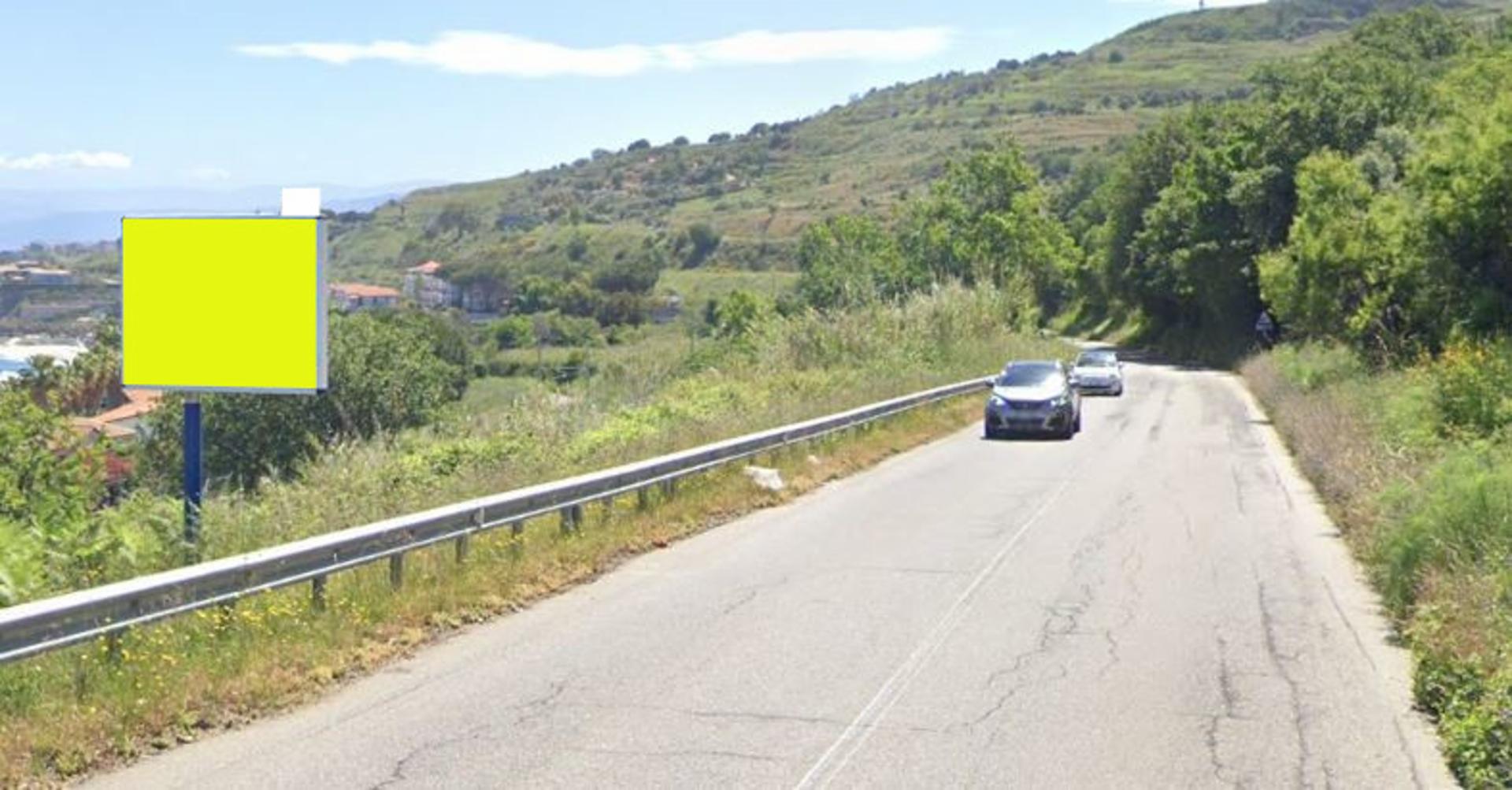 Impianto CARTELLONISTICA a Briatico