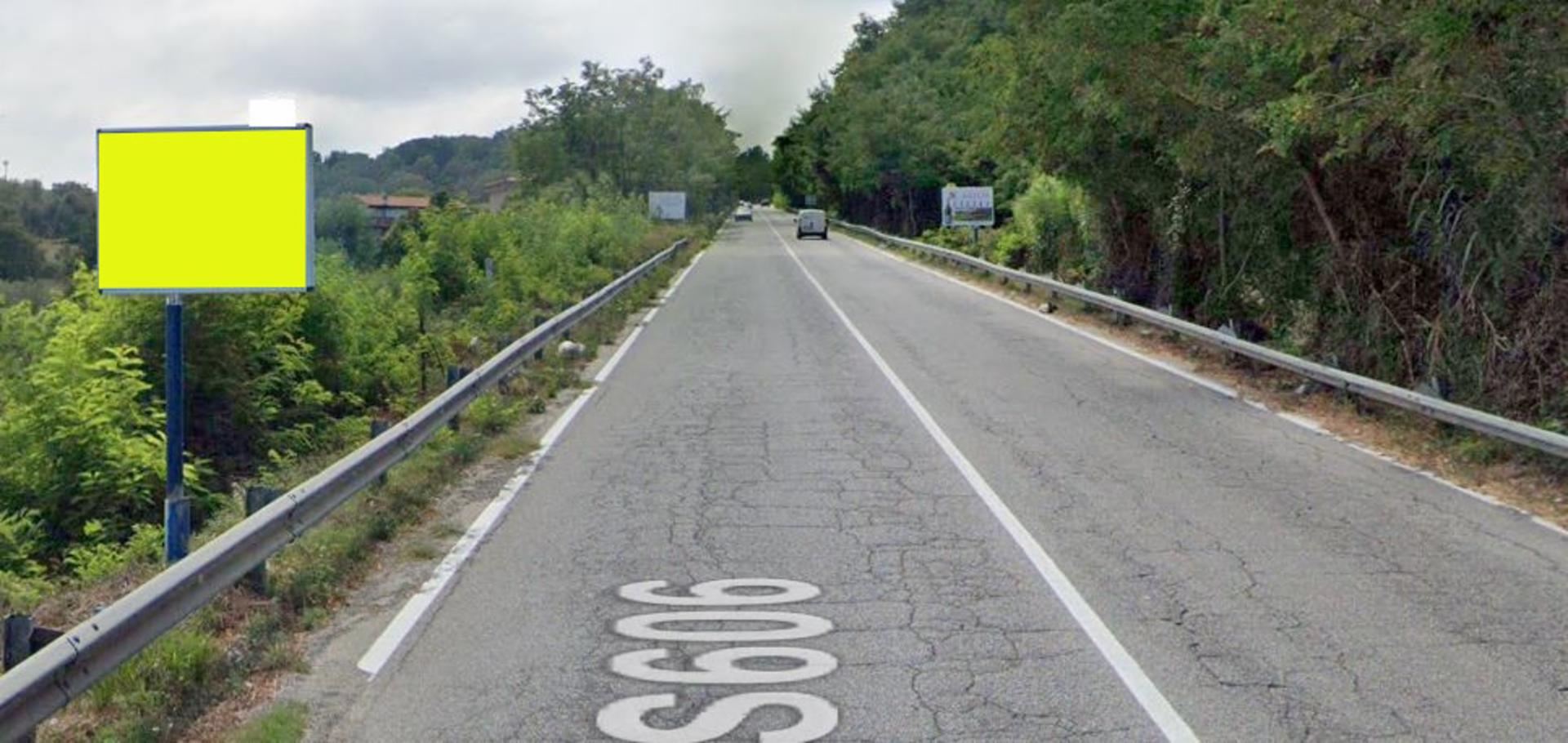 Impianto CARTELLONISTICA a Sant'Onofrio, in zona Q8 Easy
