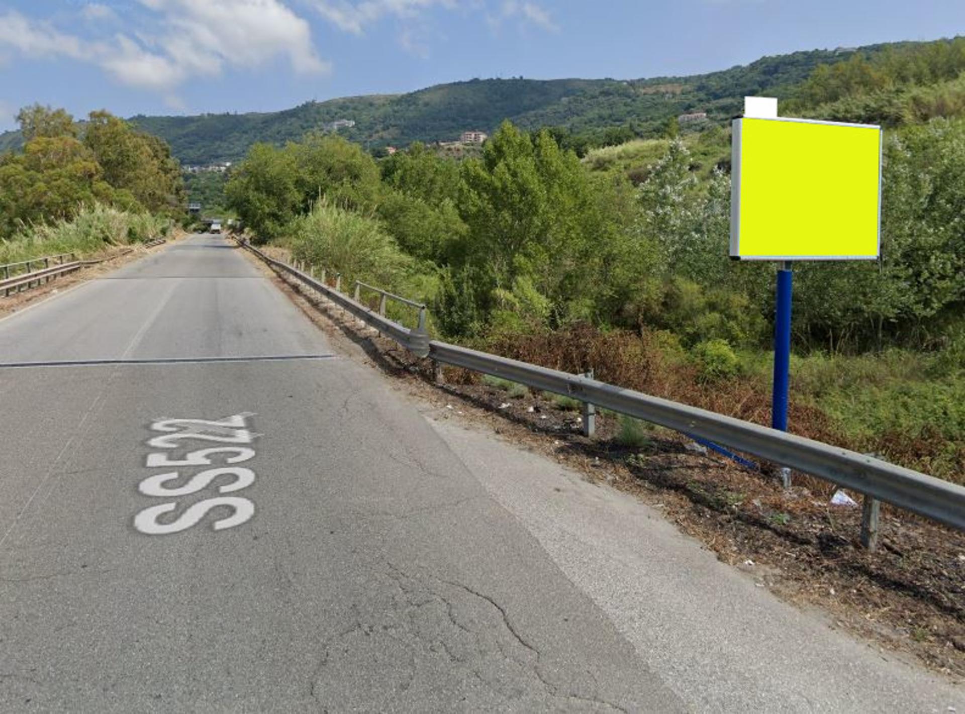 Impianto CARTELLONISTICA a Vibo Valentia, in zona Maca Bistrot