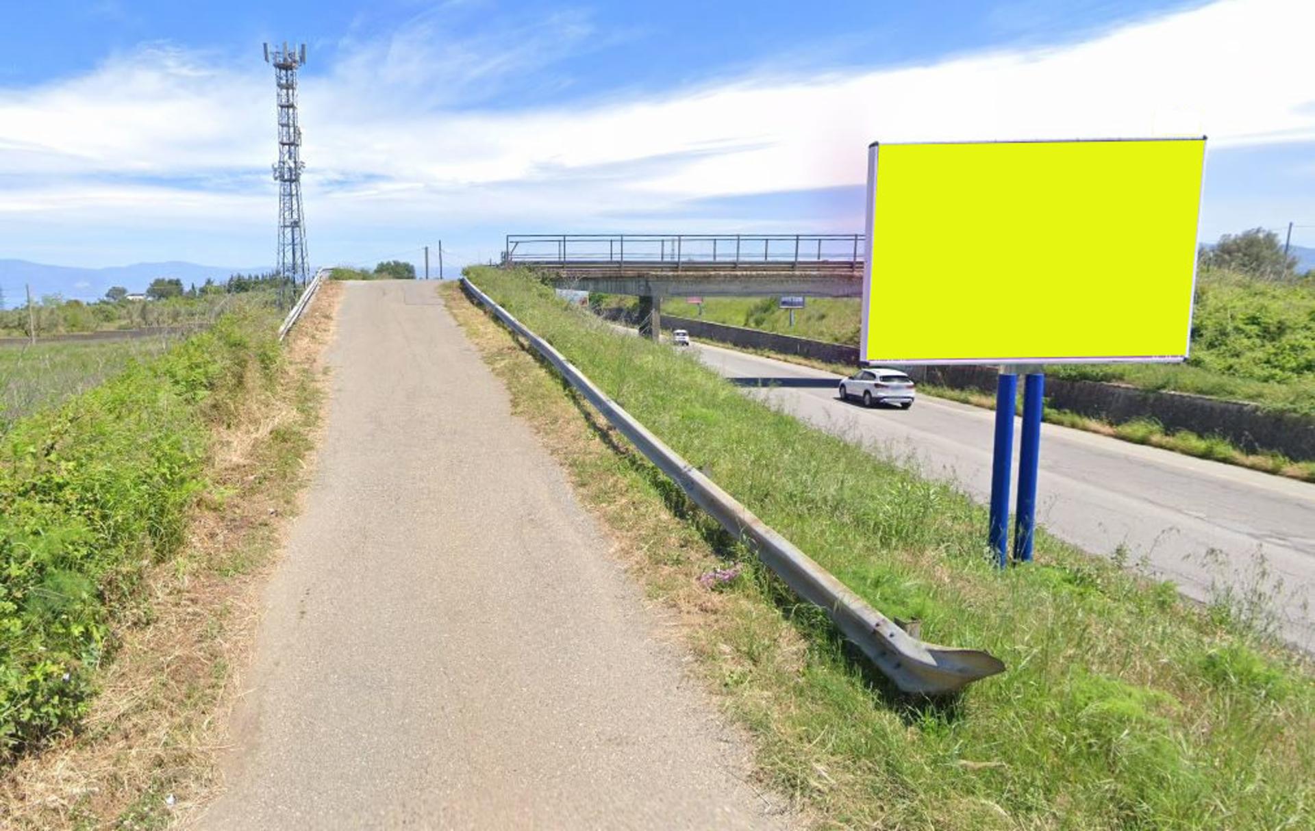 Impianto CARTELLONISTICA a Vibo Valentia, in zona Viboil