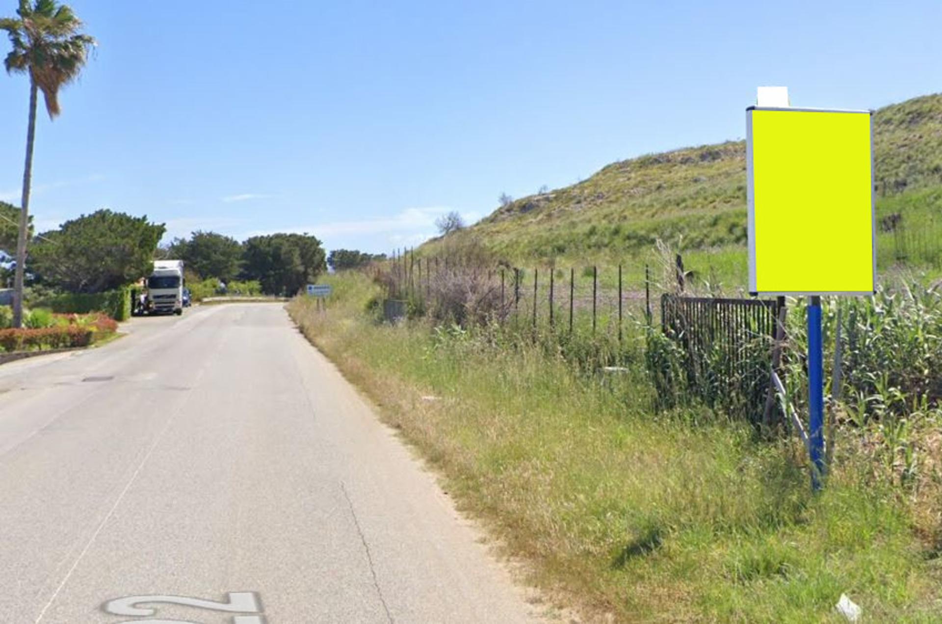 Impianto CARTELLONISTICA a Briatico