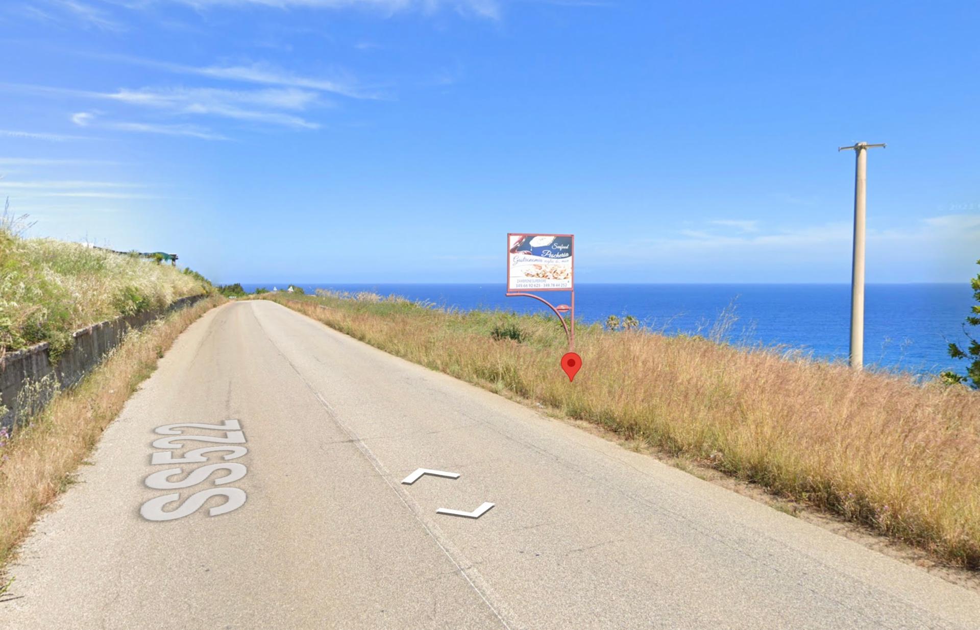 Impianto CARTELLONISTICA a Briatico