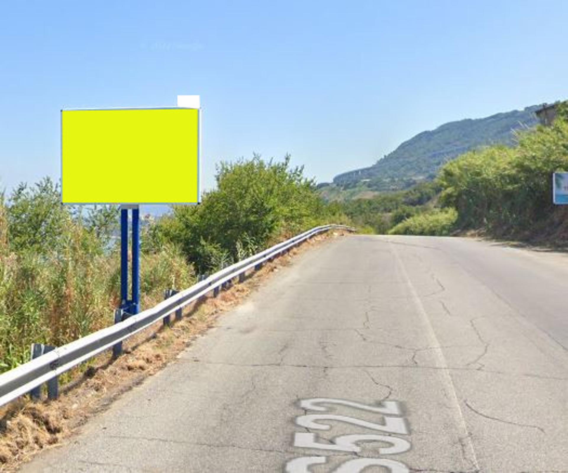 Impianto CARTELLONISTICA a Vibo Valentia, in zona Il Saraceno