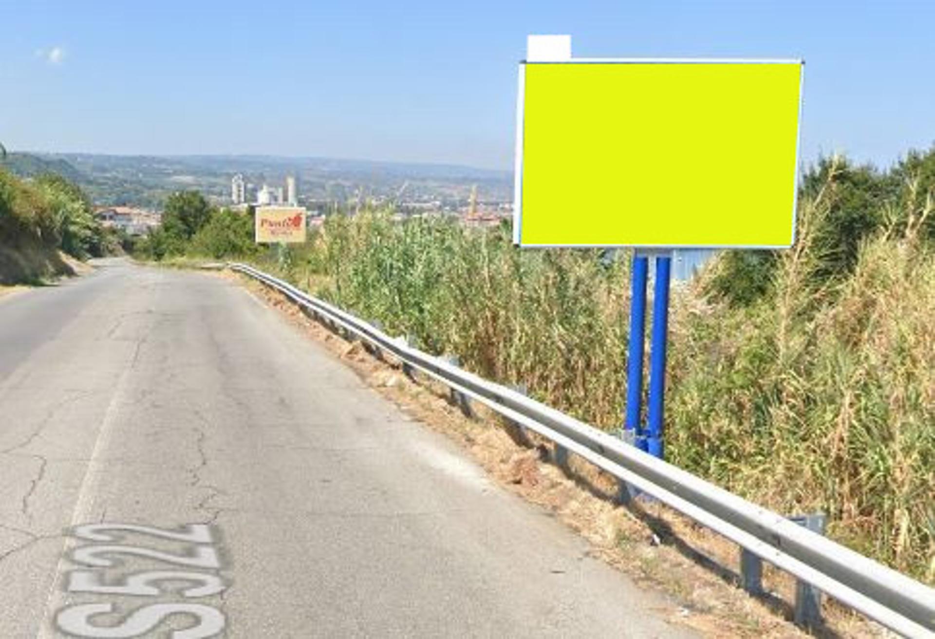 Impianto CARTELLONISTICA a Vibo Valentia, in zona Il Saraceno