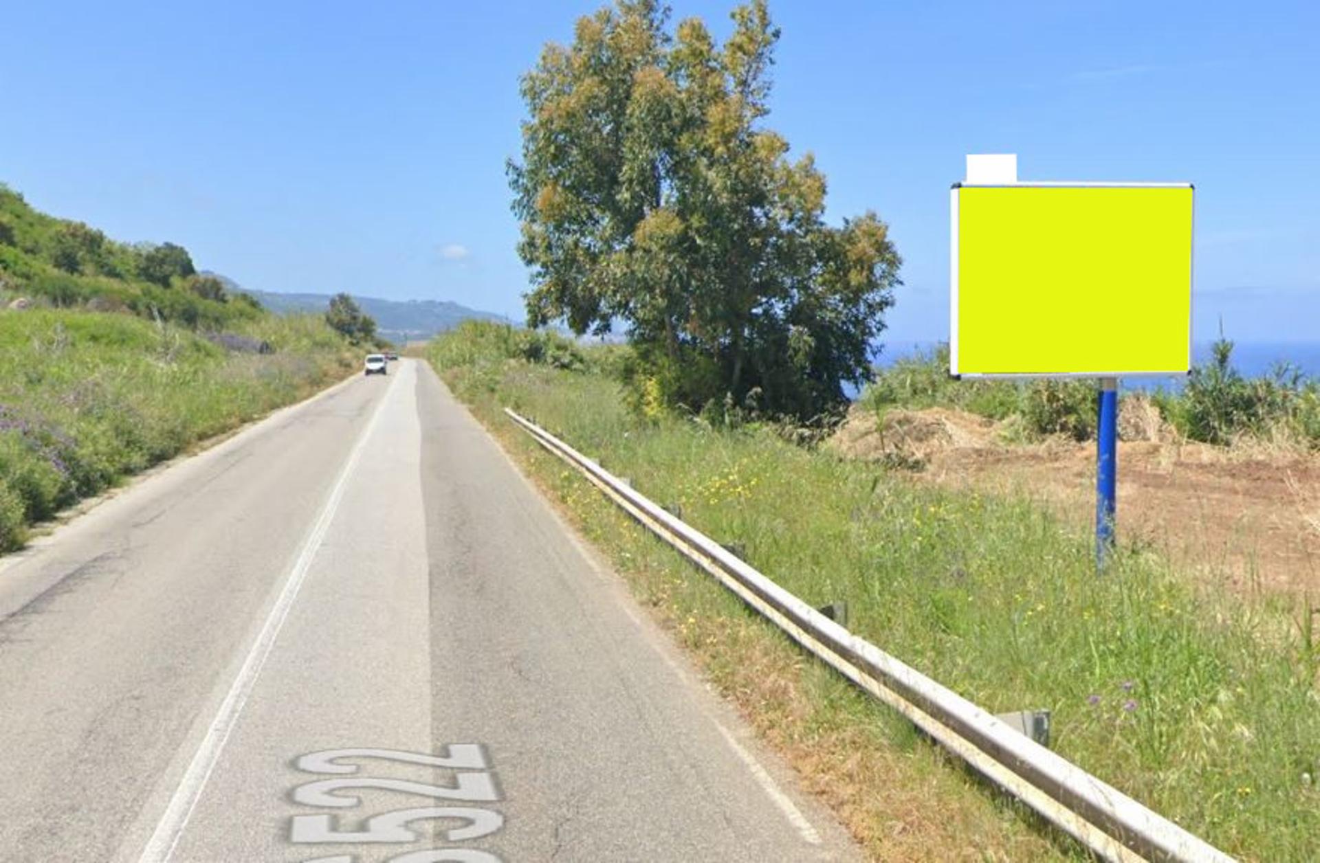 Impianto CARTELLONISTICA a Briatico, in zona Bar Gelateria La Marinella