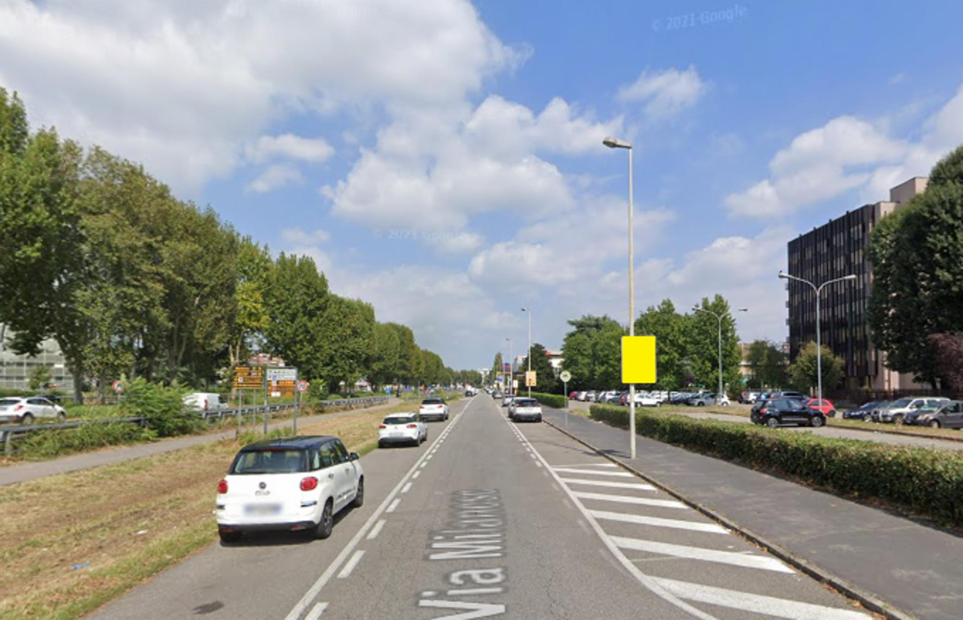 Impianto POLE MEDIA a Cinisello Balsamo, in zona Bata