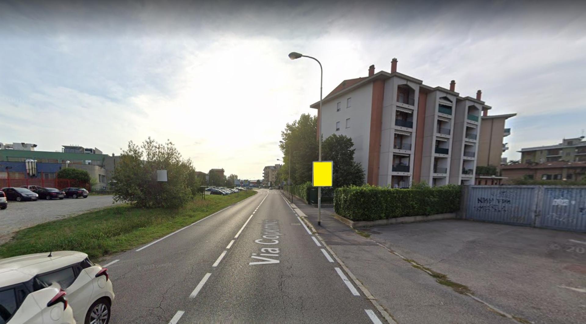 Impianto POLE MEDIA a Cinisello Balsamo, in zona OVS