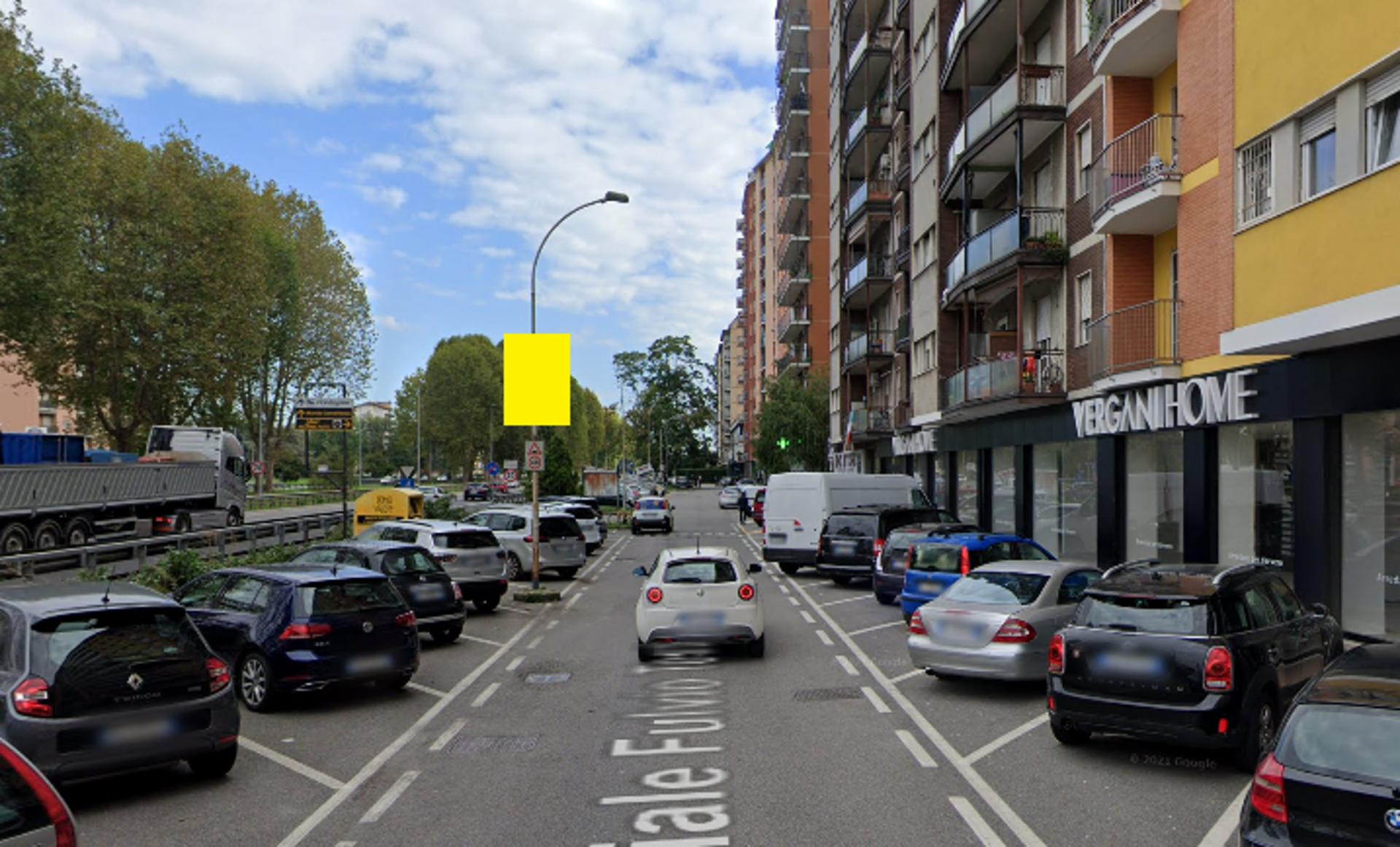 Impianto POLE MEDIA a Cinisello Balsamo, in zona Federici sofá