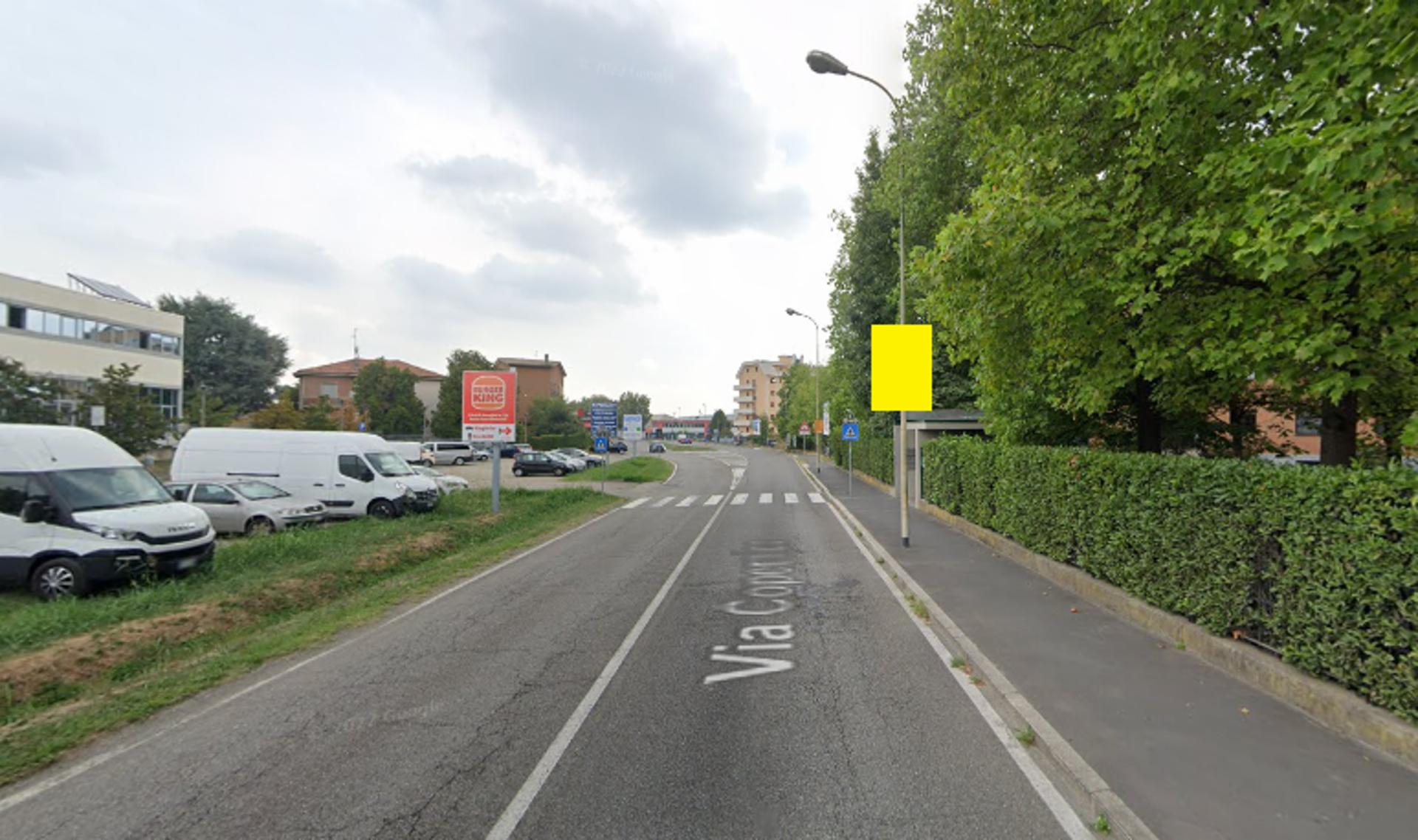 Impianto POLE MEDIA a Cinisello Balsamo, in zona OVS