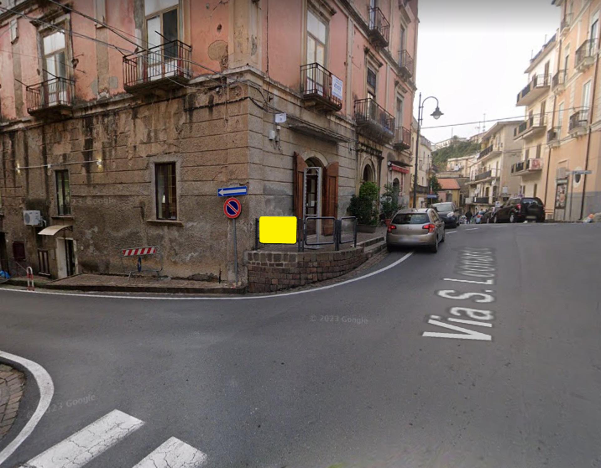 Impianto TRANSENNA a Paola, in zona Supermercato Vivo