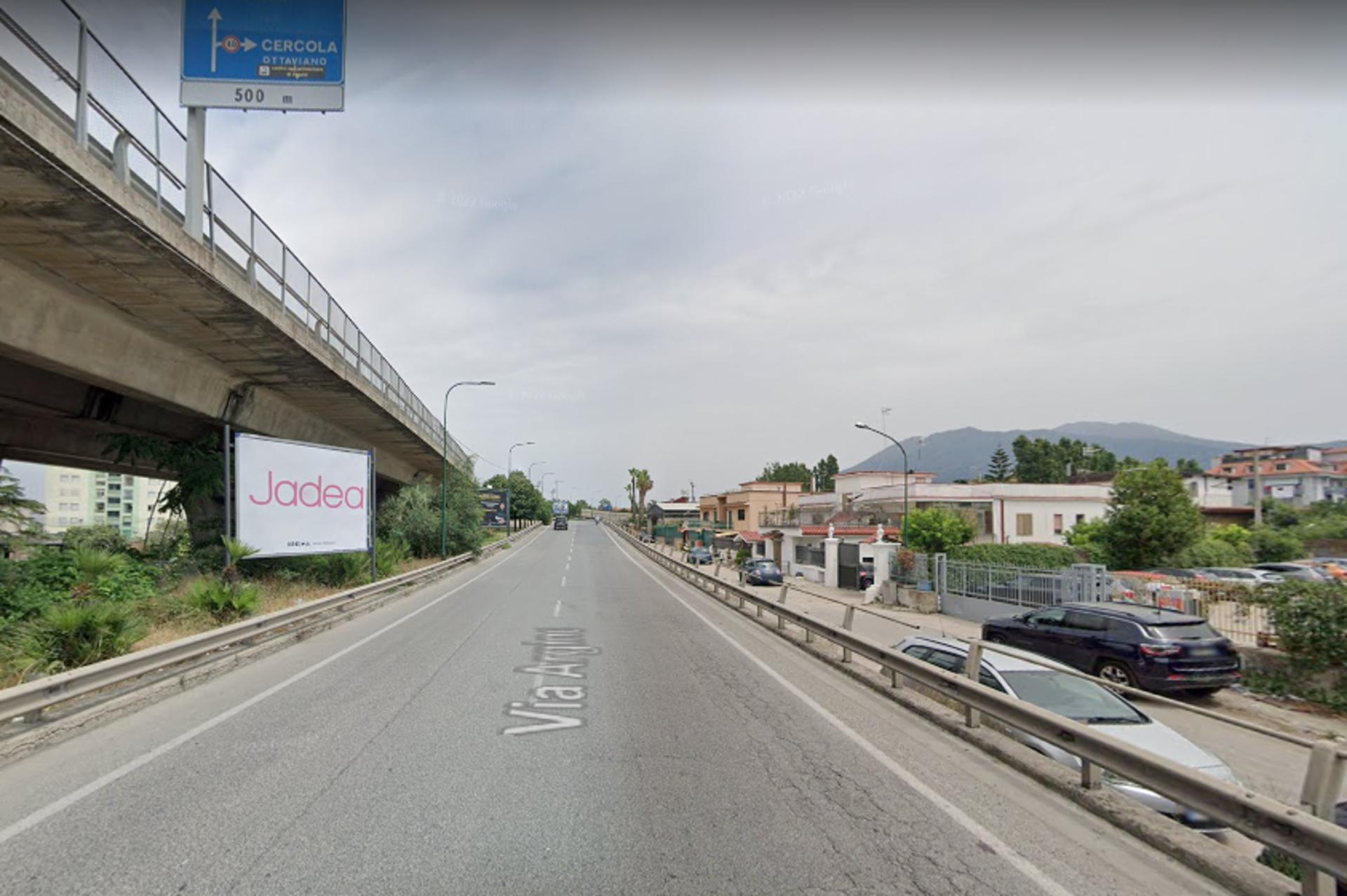 Impianto POSTER a Napoli, in zona Del Pino