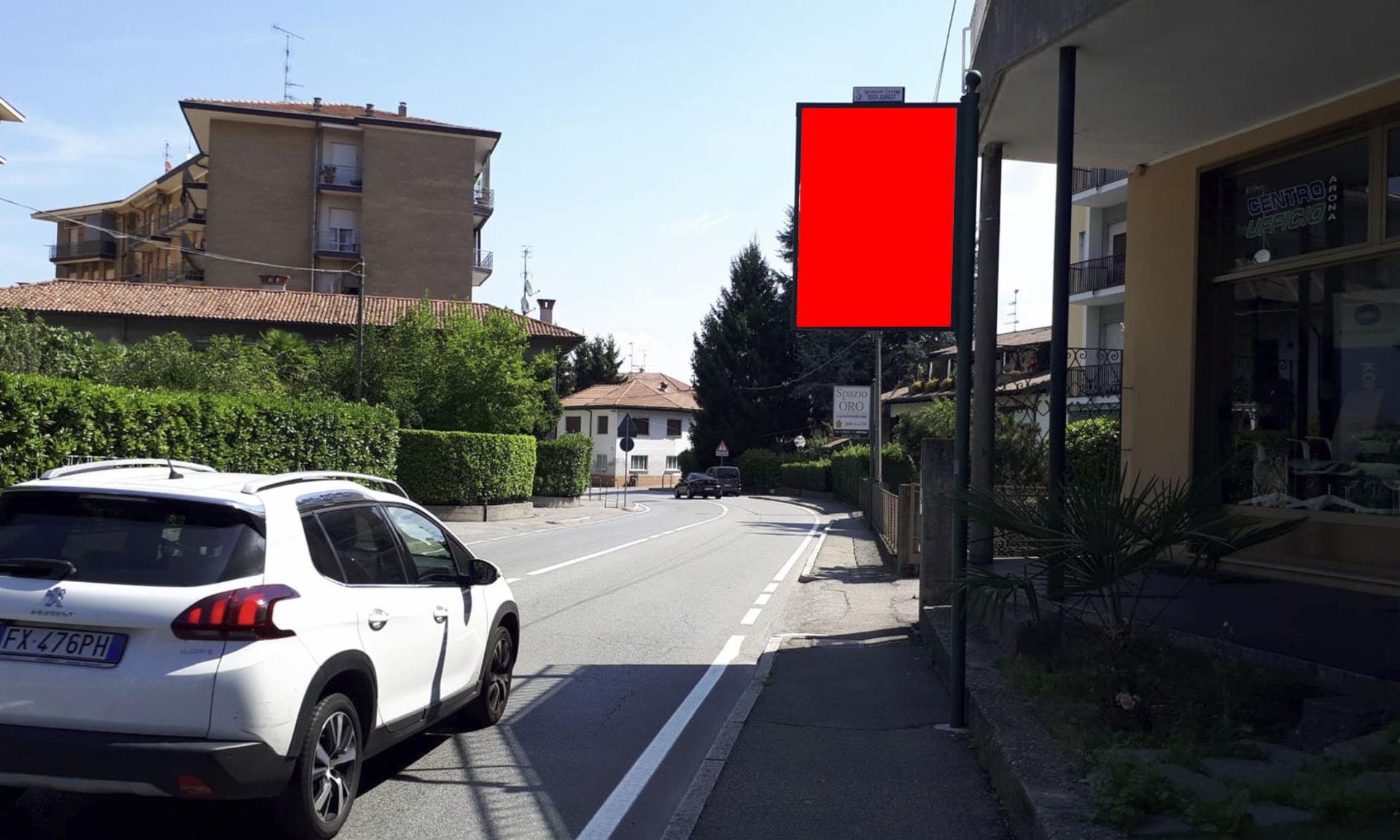 Impianto CARTELLONISTICA a Arona, in zona Centro Ufficio Arona