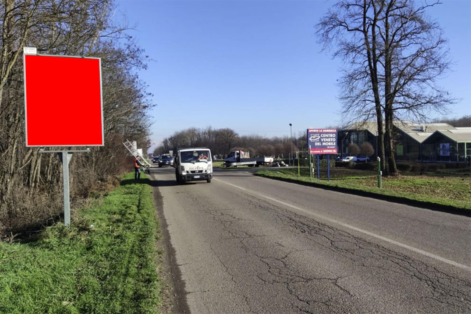 Impianto CARTELLONISTICA a Rescaldina, in zona Giunti al Punto