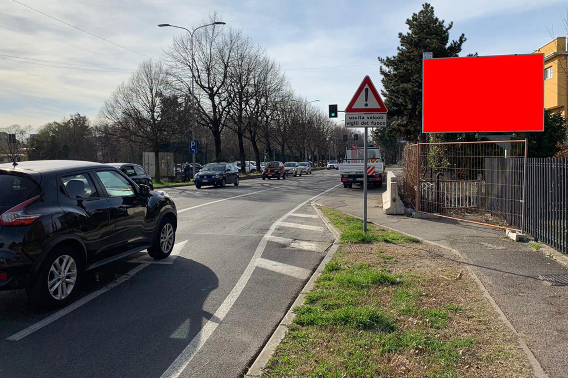 Impianto CARTELLONISTICA a Rho, in zona Bar Simplon