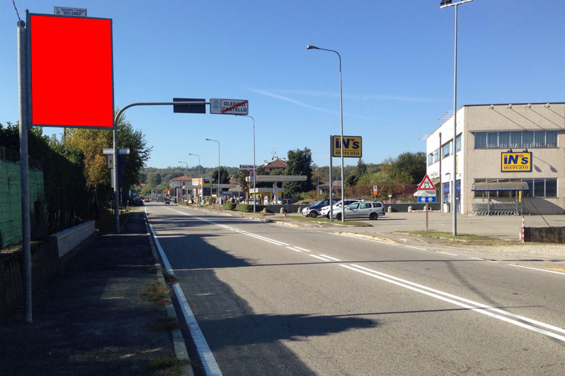 Impianto CARTELLONISTICA a Oleggio Castello, in zona Via Veneto