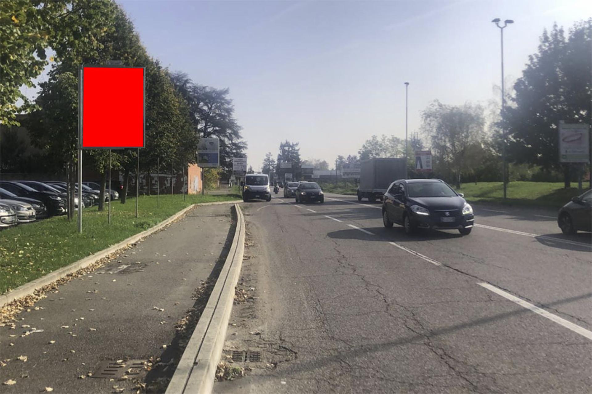 Impianto CARTELLONISTICA a Parabiago, in zona McDonald's