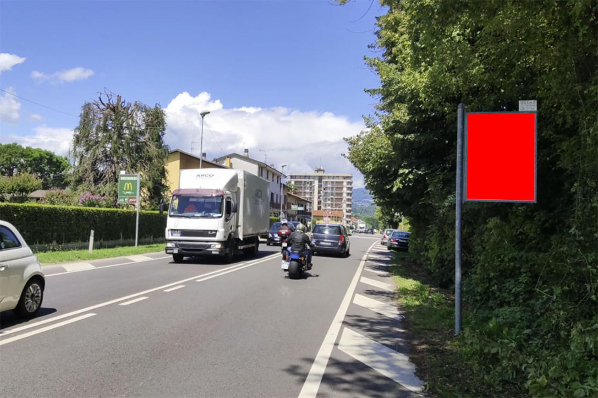 Impianto CARTELLONISTICA a Dormelletto, in zona La Divina