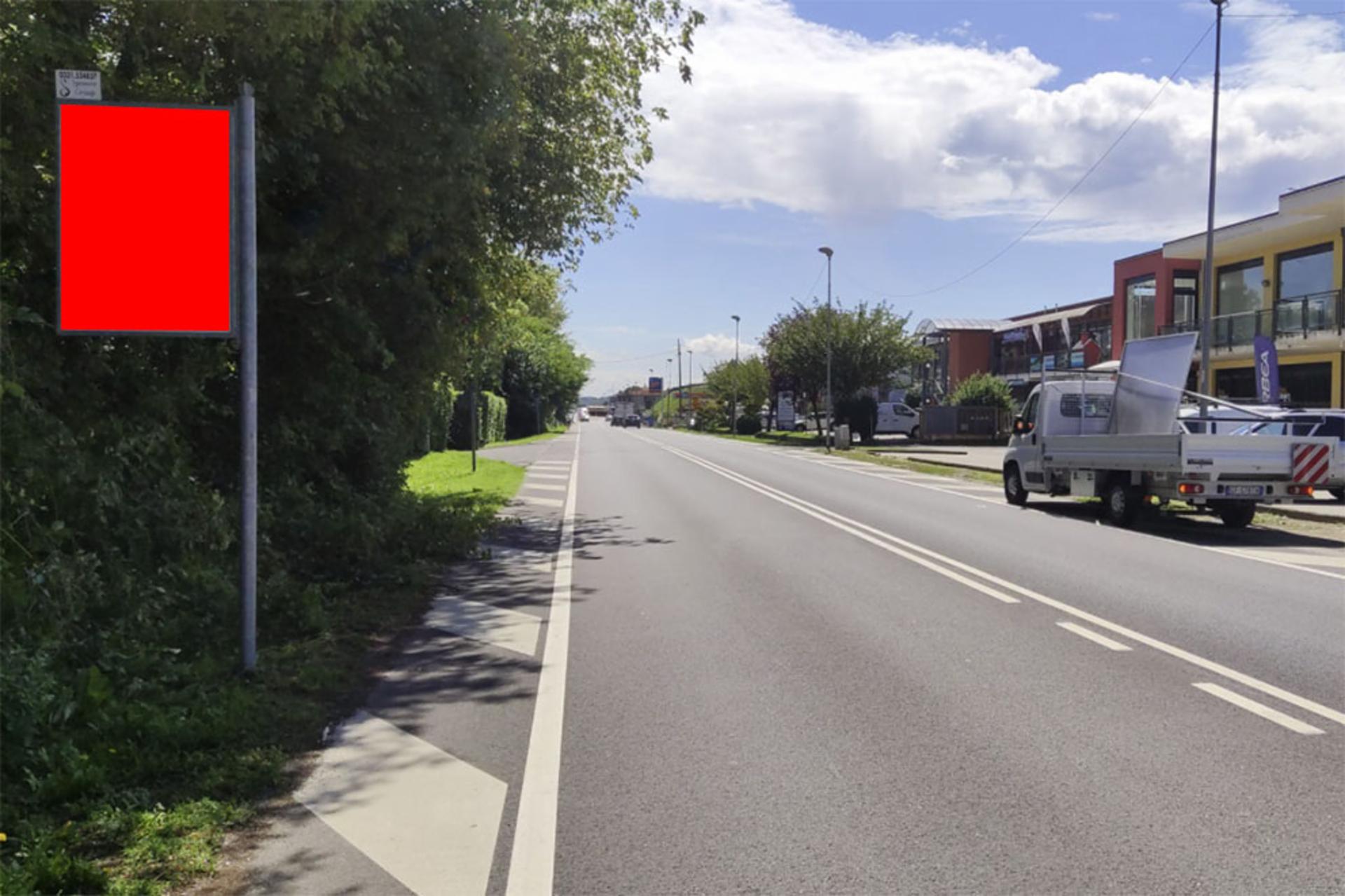 Impianto CARTELLONISTICA a Dormelletto, in zona La Divina