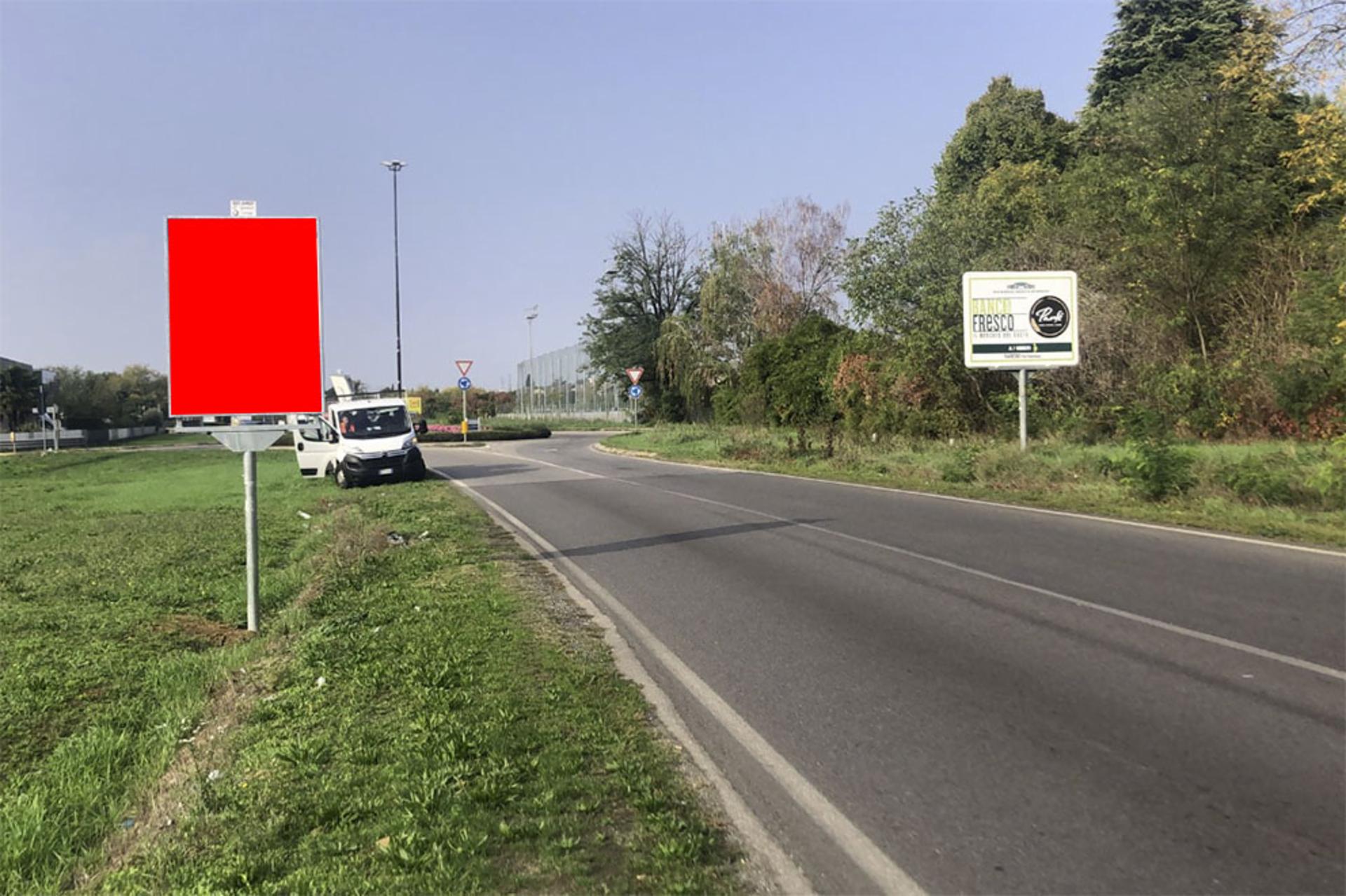Impianto CARTELLONISTICA a Cesano Maderno, in zona Pozzoli