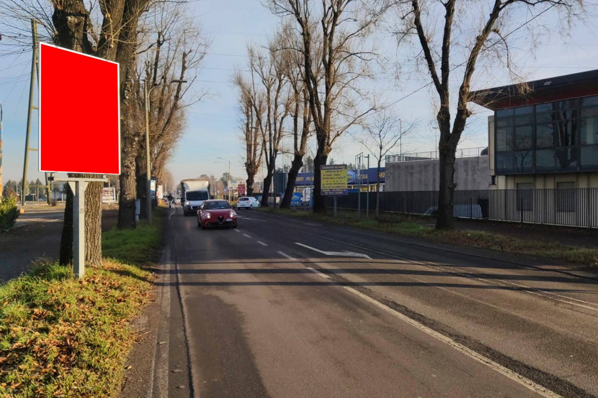 Impianto CARTELLONISTICA a Castellanza, in zona McDonald's