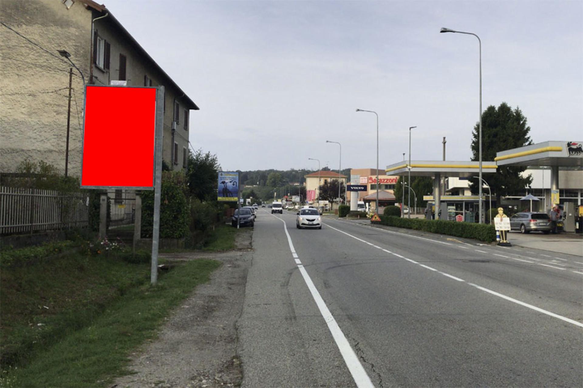 Impianto CARTELLONISTICA a Oleggio Castello, in zona Castelmobili