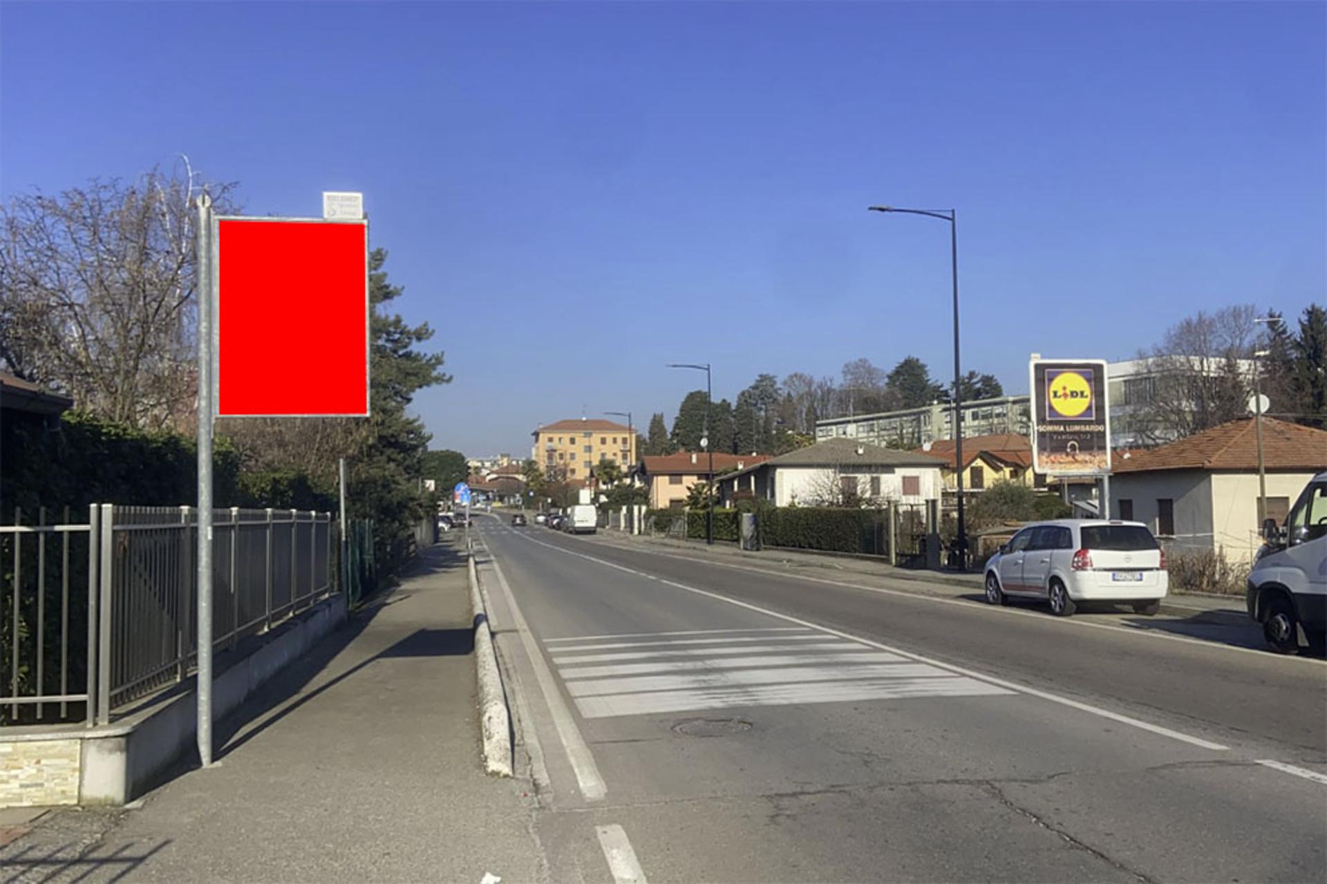 Impianto CARTELLONISTICA a Somma Lombardo, in zona Bar del Corso