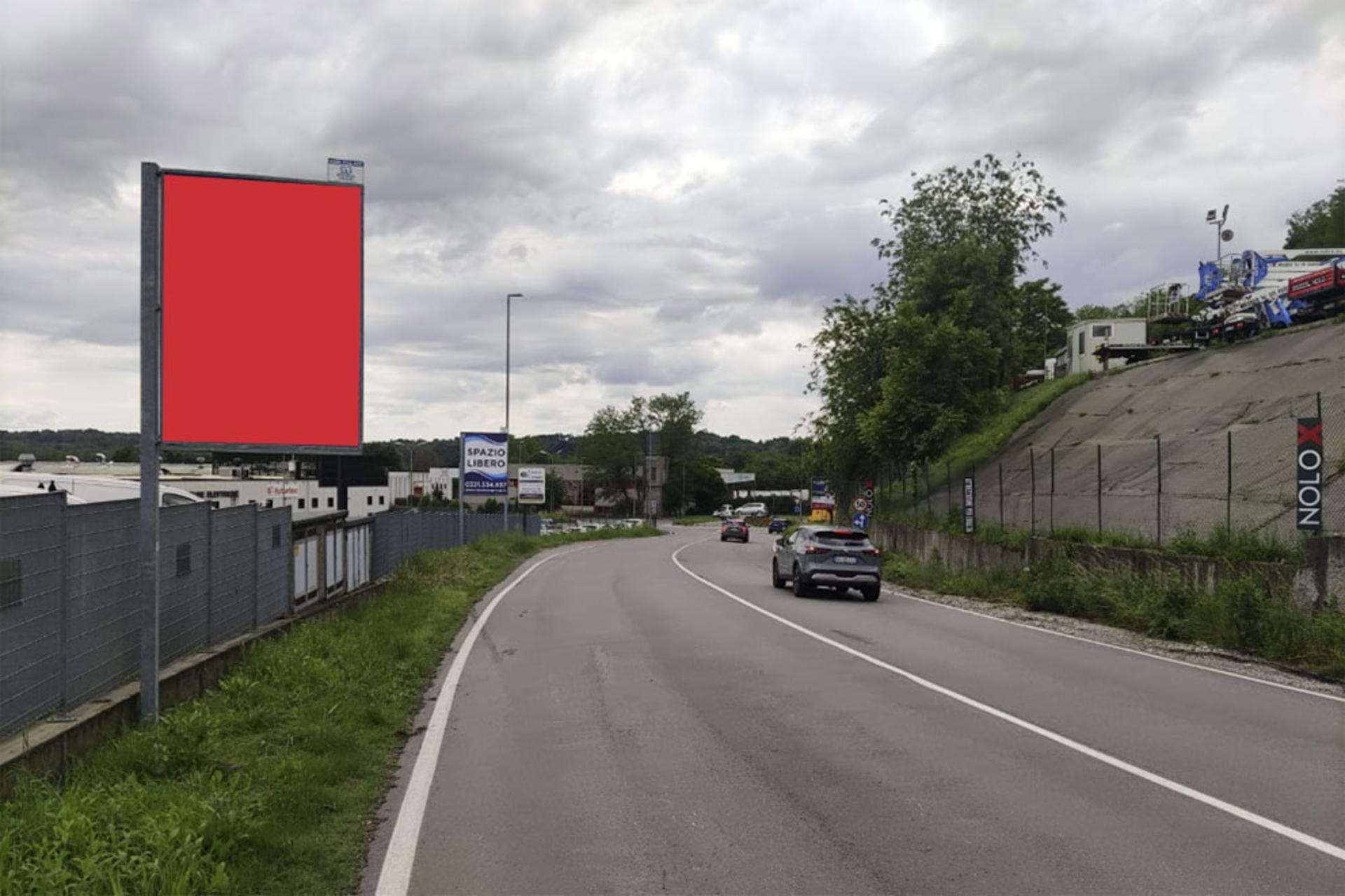 Impianto CARTELLONISTICA a Casnate con Bernate, in zona Gnoccheria