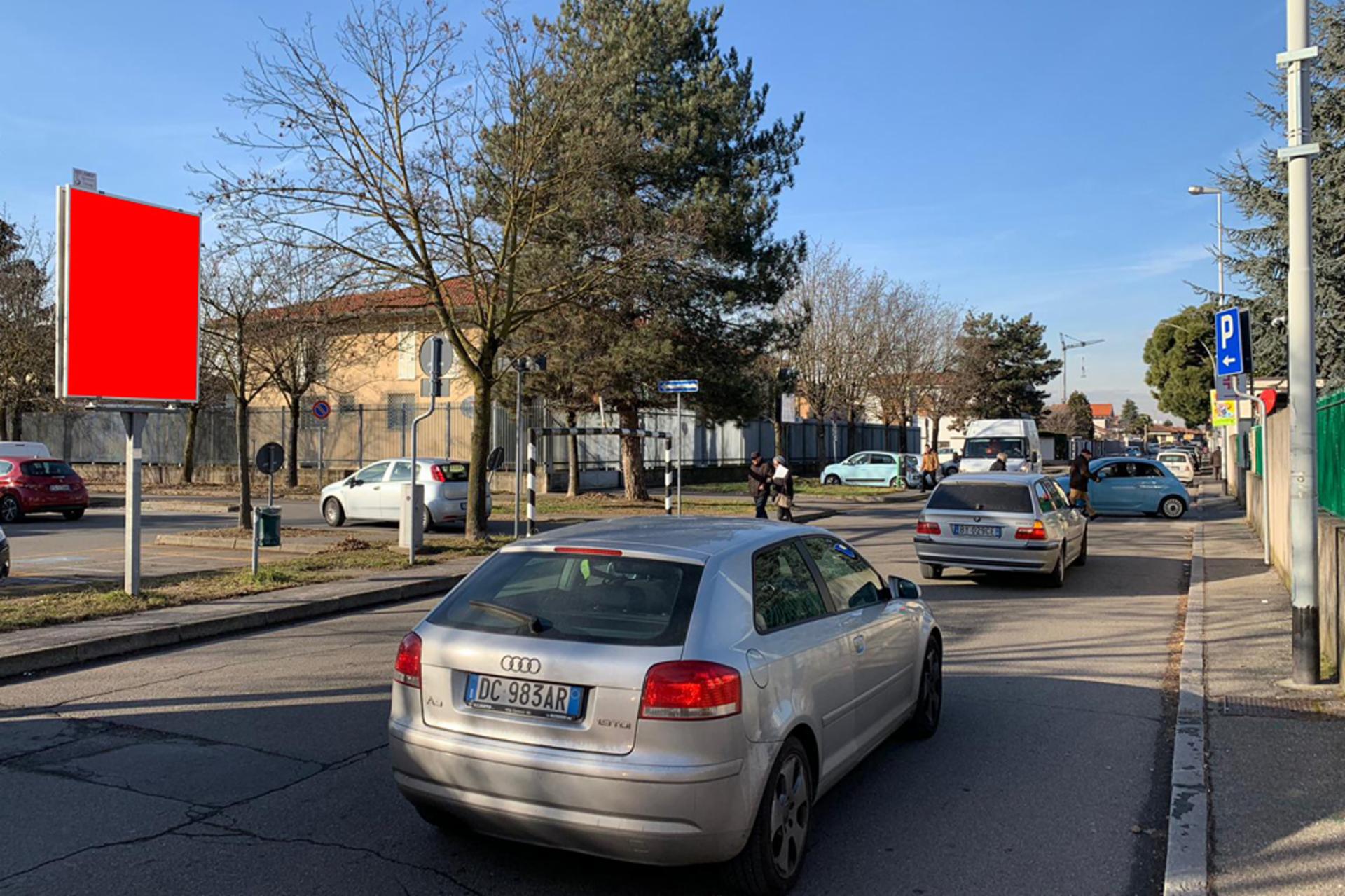Impianto CARTELLONISTICA a Cuggiono, in zona Stazione Carabinieri Cuggiono