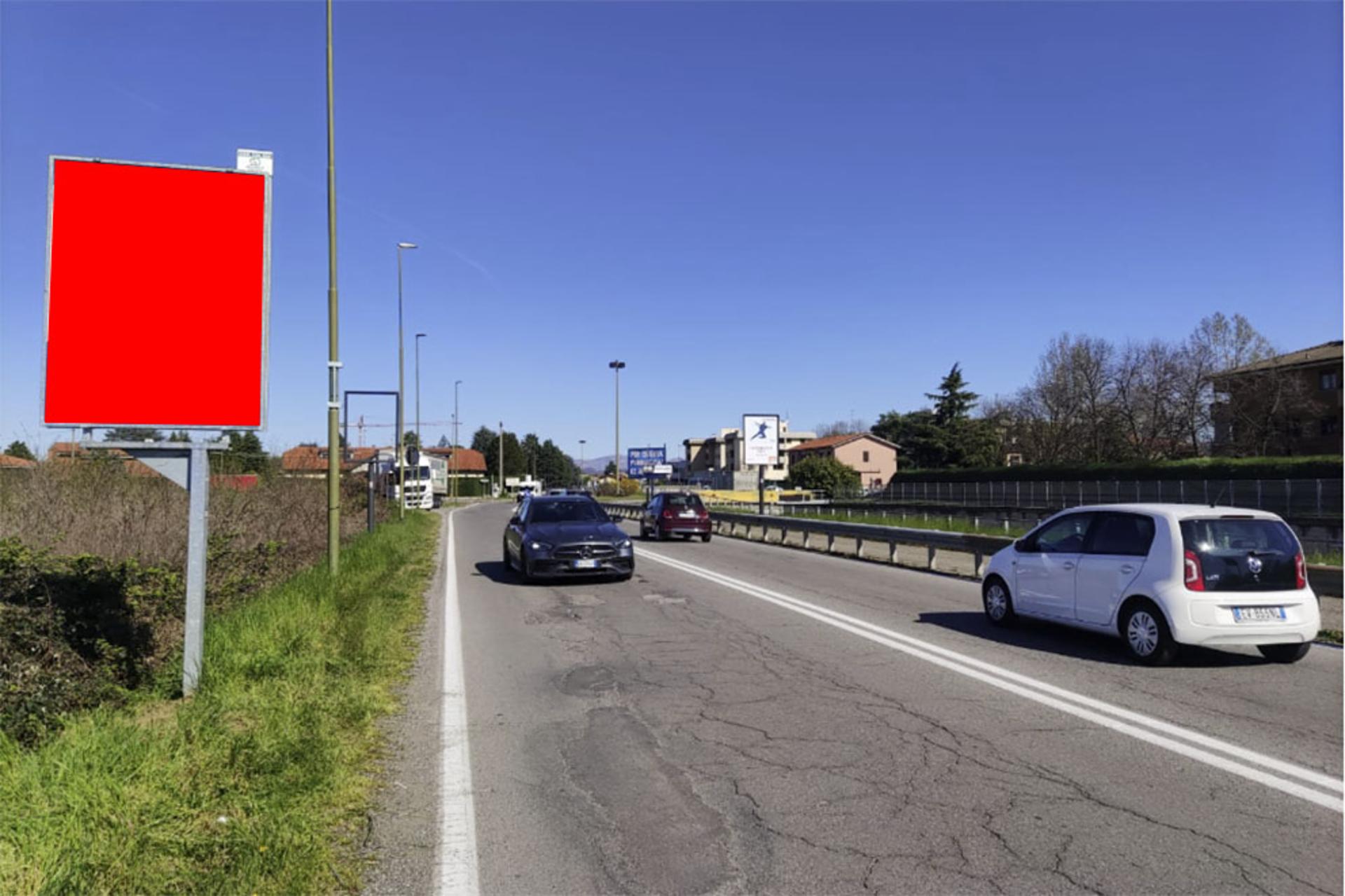 Impianto CARTELLONISTICA a Vimercate, in zona White Lady