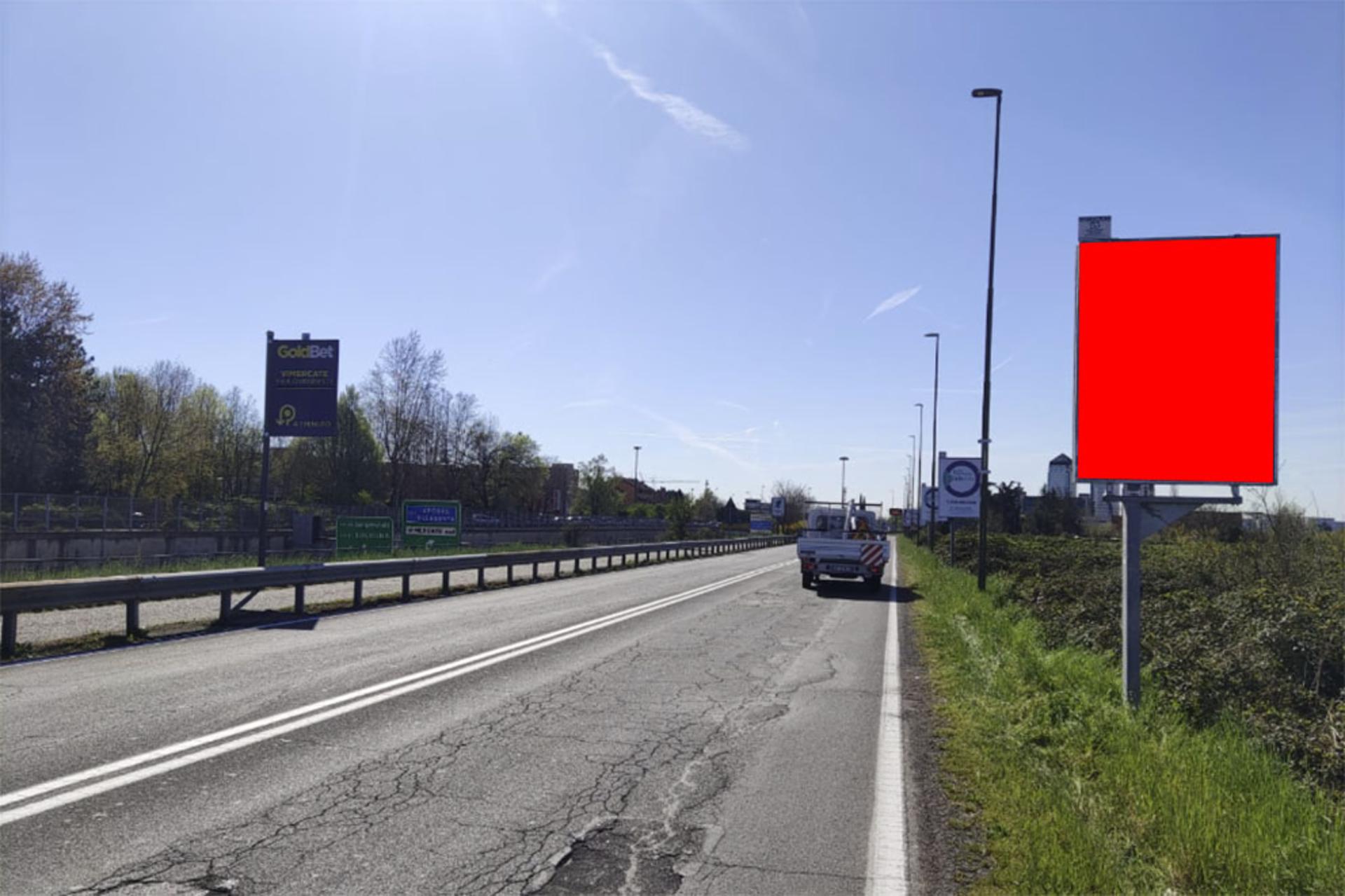 Impianto CARTELLONISTICA a Vimercate, in zona White Lady