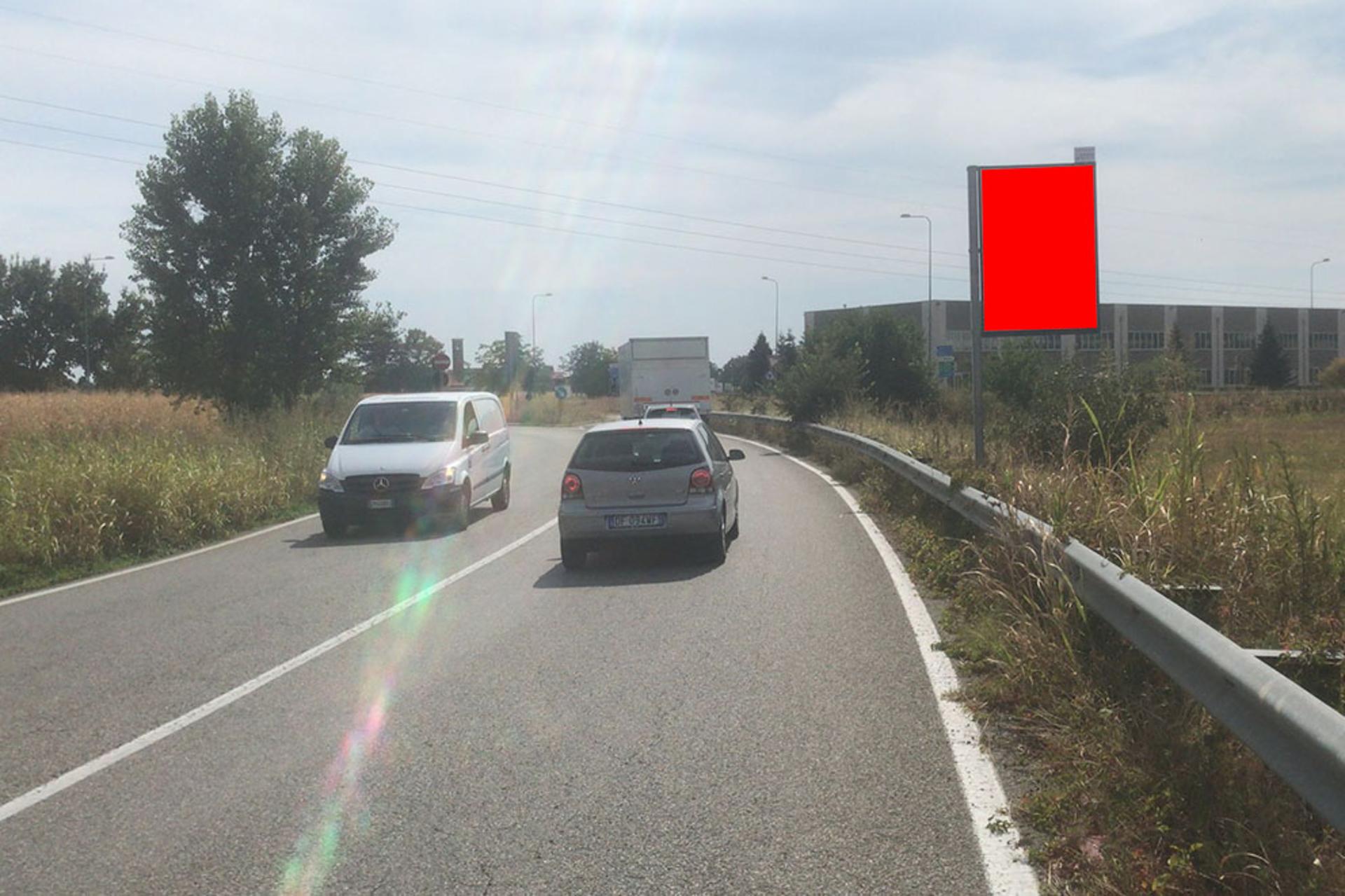 Impianto CARTELLONISTICA a Inveruno, in zona Lazzaretto