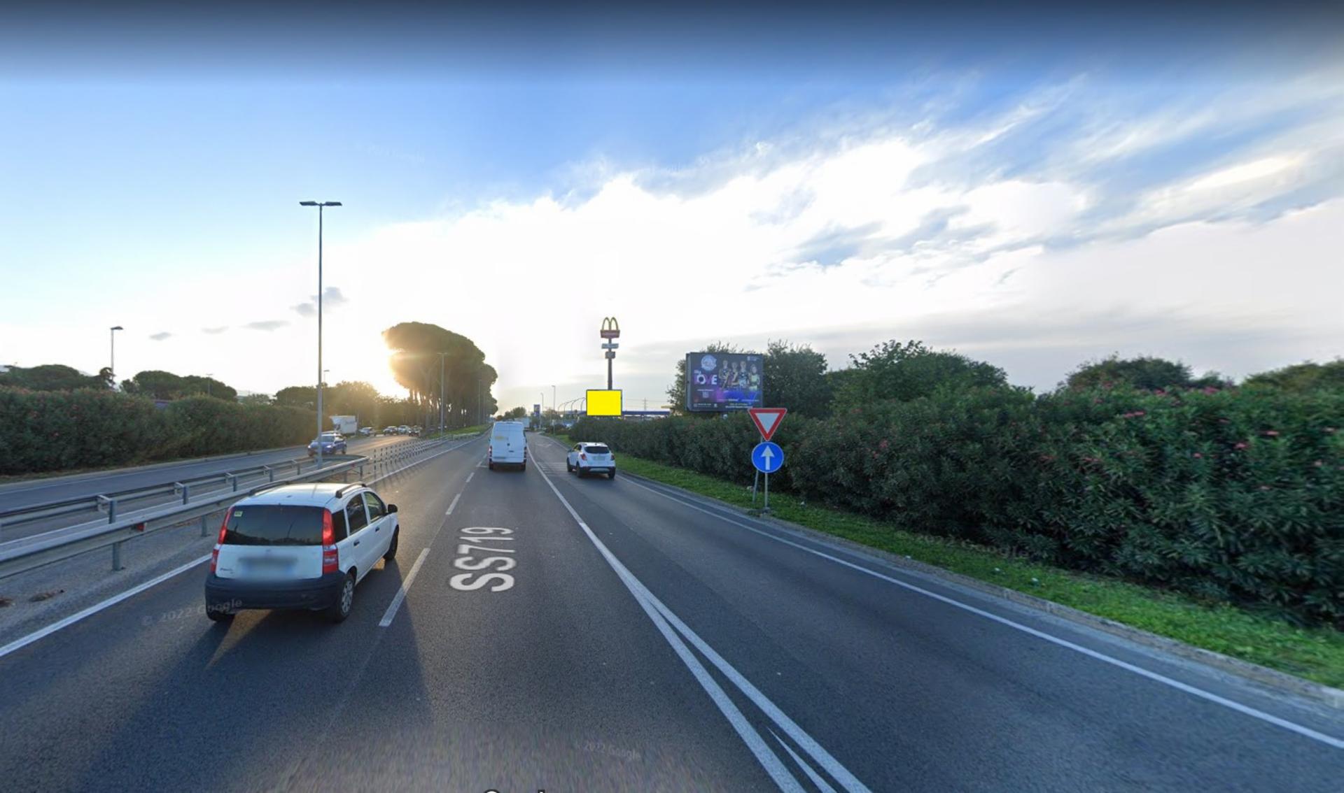 Impianto POSTER a Prato, in zona McDonald's