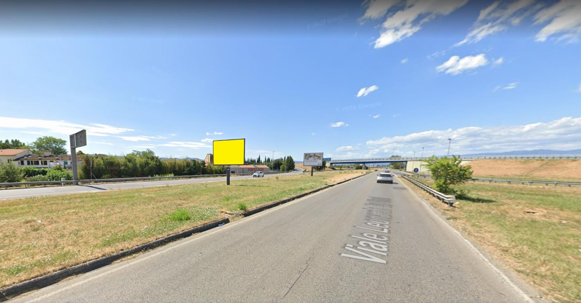 Impianto POSTER a Prato, in zona Dei Trebbi 4