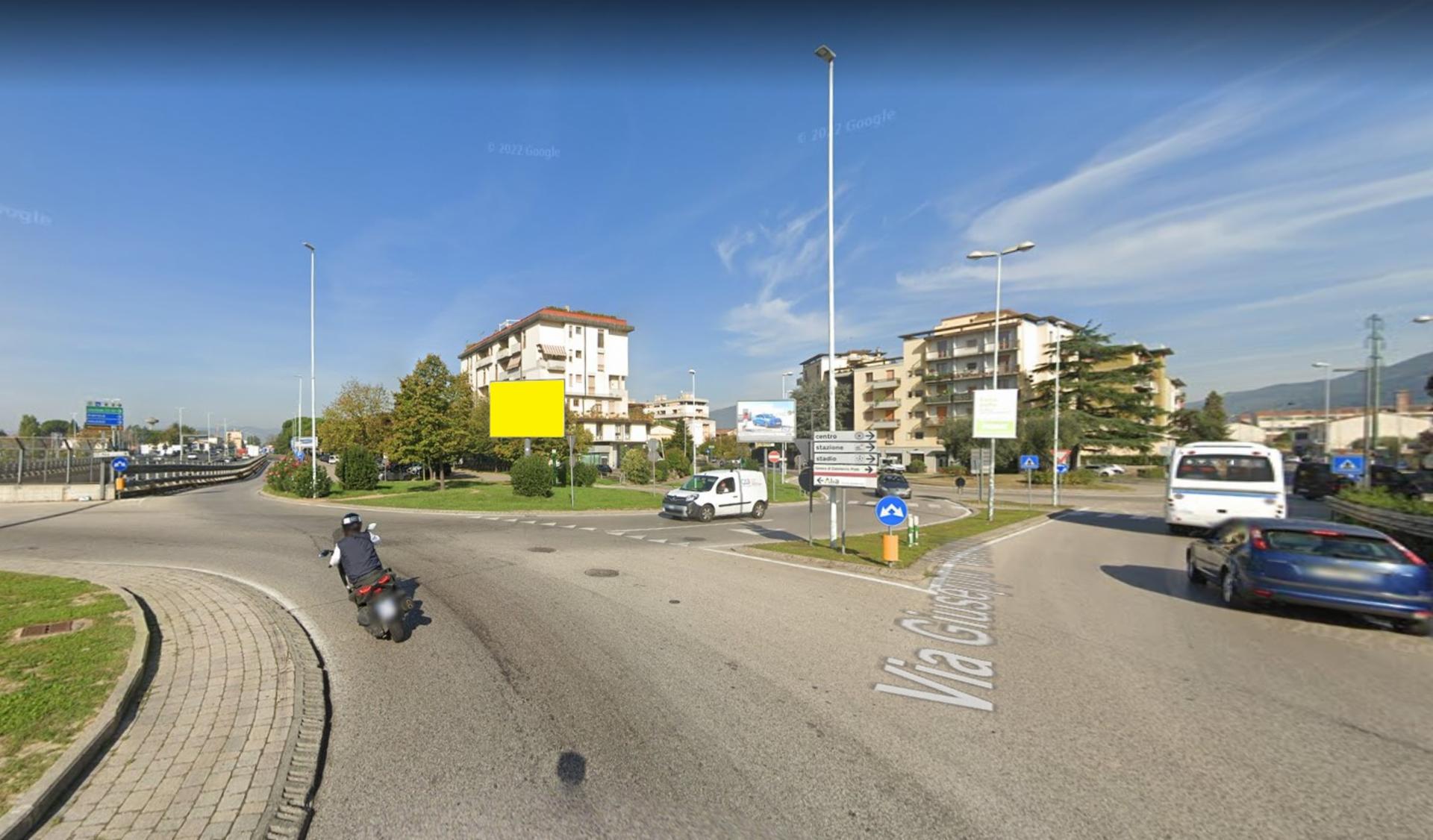 Impianto POSTER a Prato, in zona Ristorante Pizzeria Il ragno