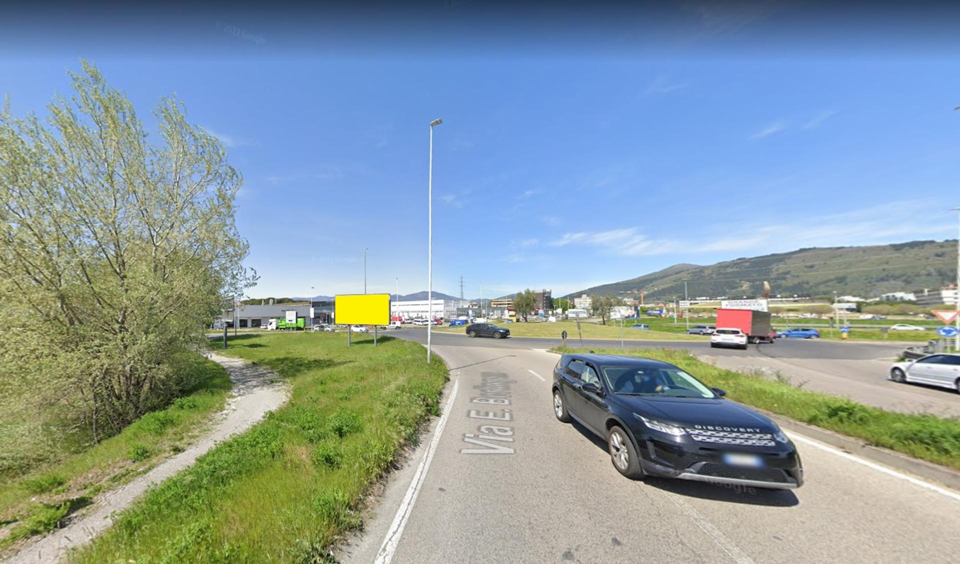 Impianto 6 X 3 a Prato, in zona Roadhouse