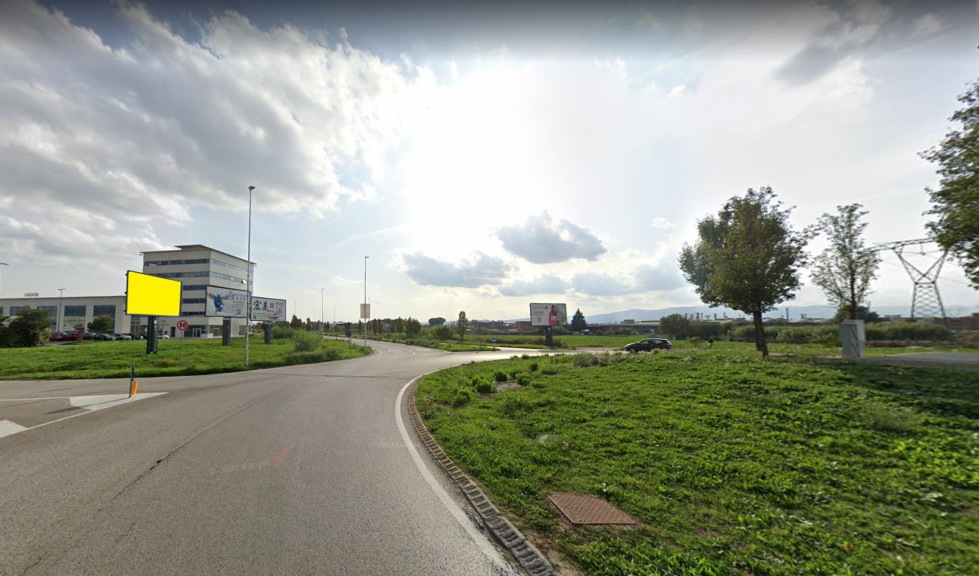 Impianto 6 X 3 a Prato, in zona Delle Fonti 393