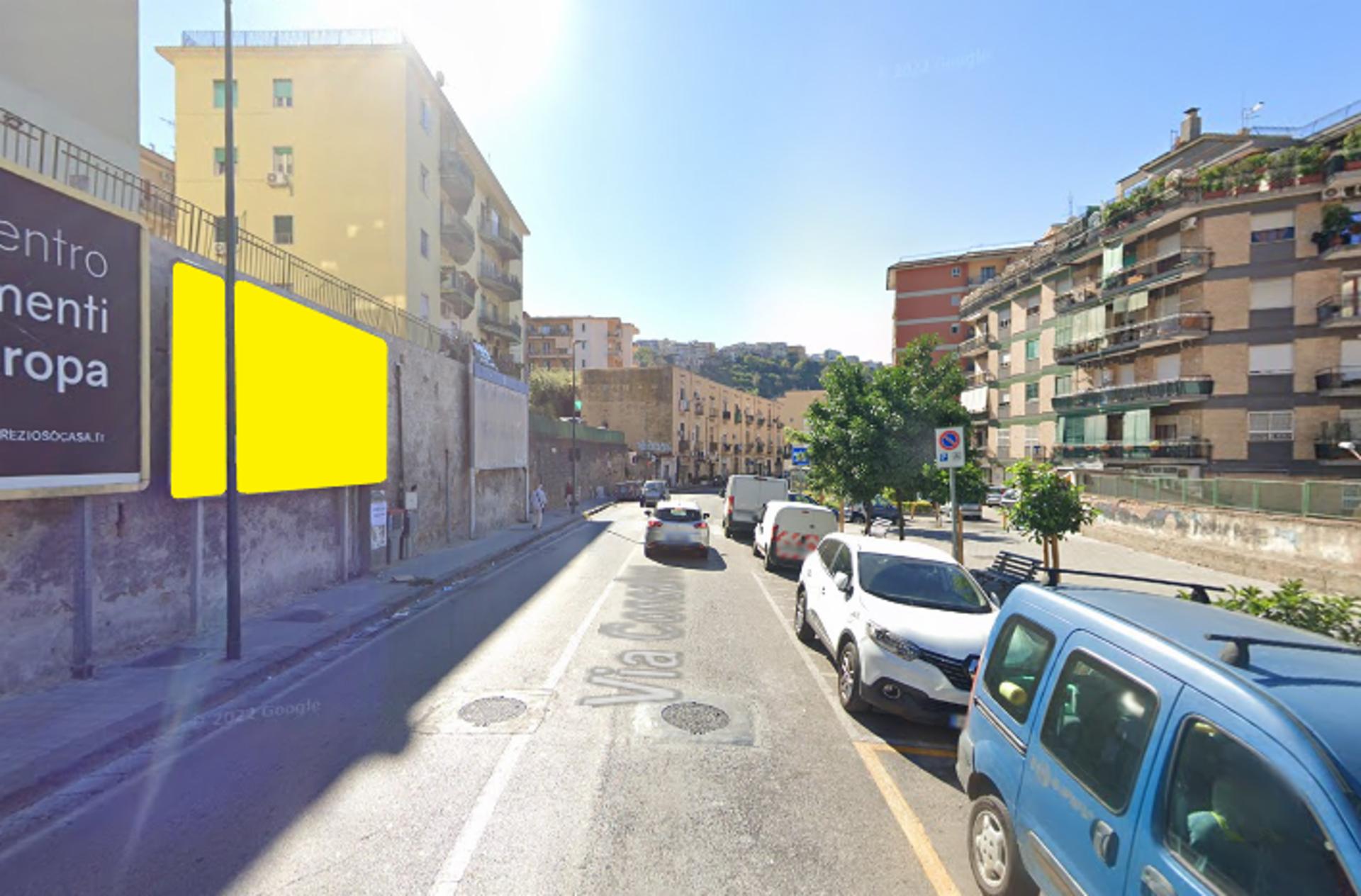 Impianto 6 X 3 a Napoli, in zona Carrefour Market