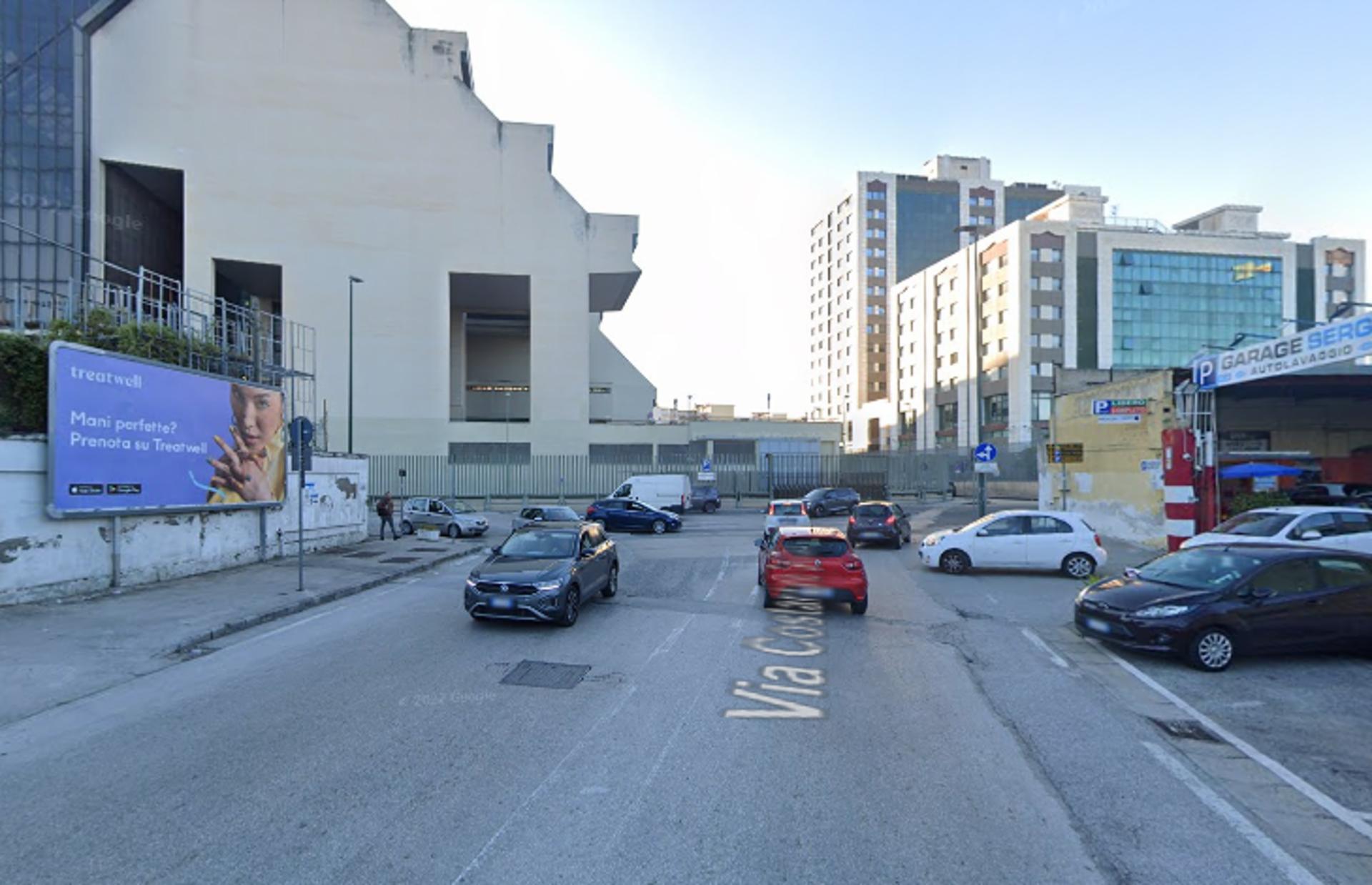 Impianto 6 X 3 a Napoli, in zona Bruale