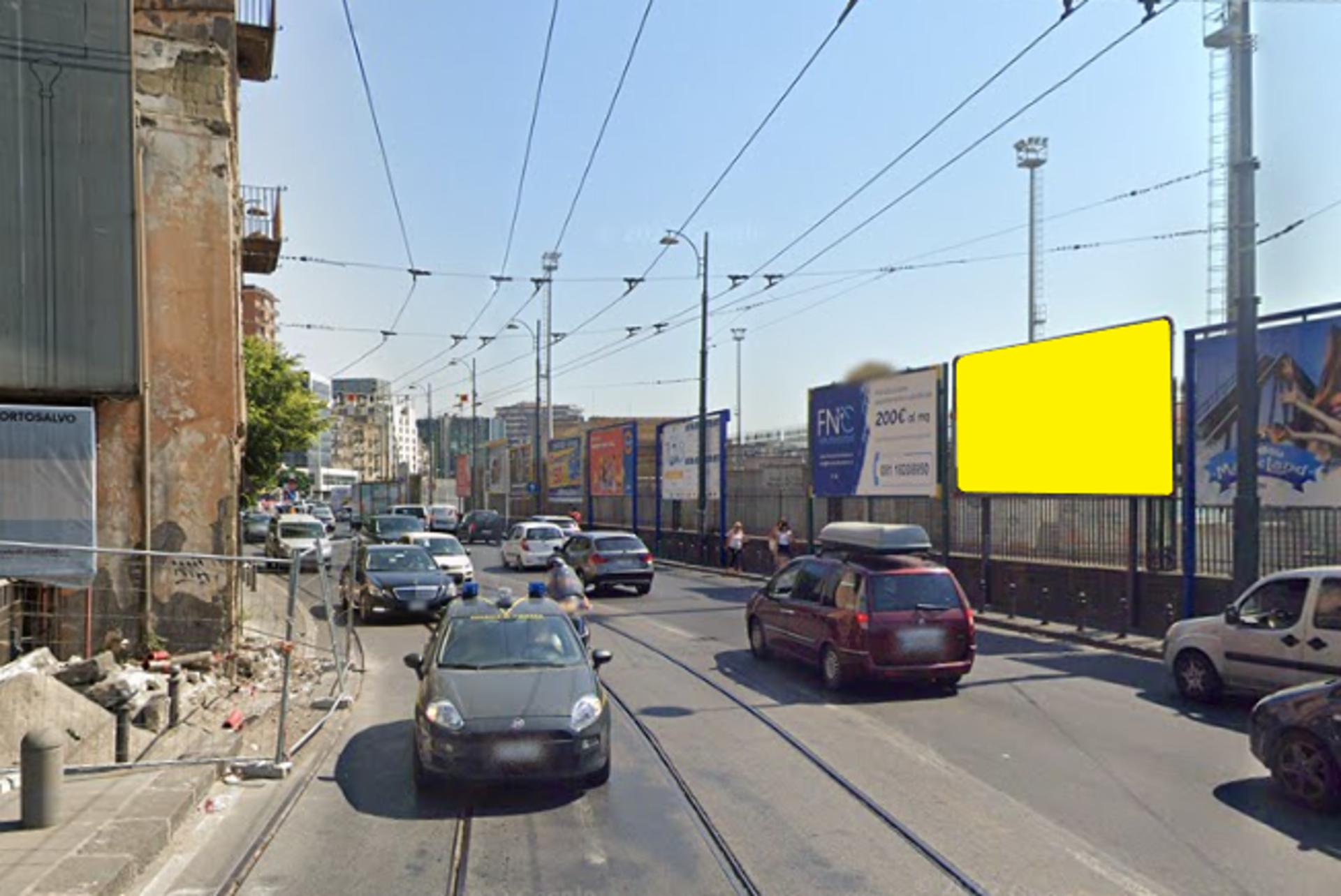Impianto 6 X 3 a Napoli, in zona Fabri