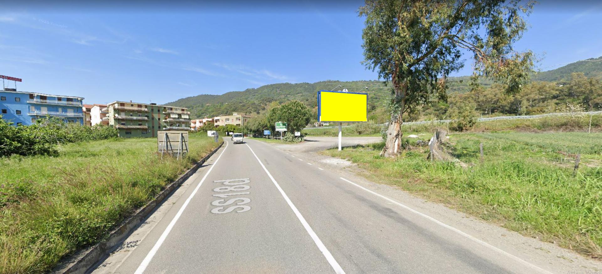 Impianto 6 X 3 a Falerna, in zona Hotel Club Eurolido