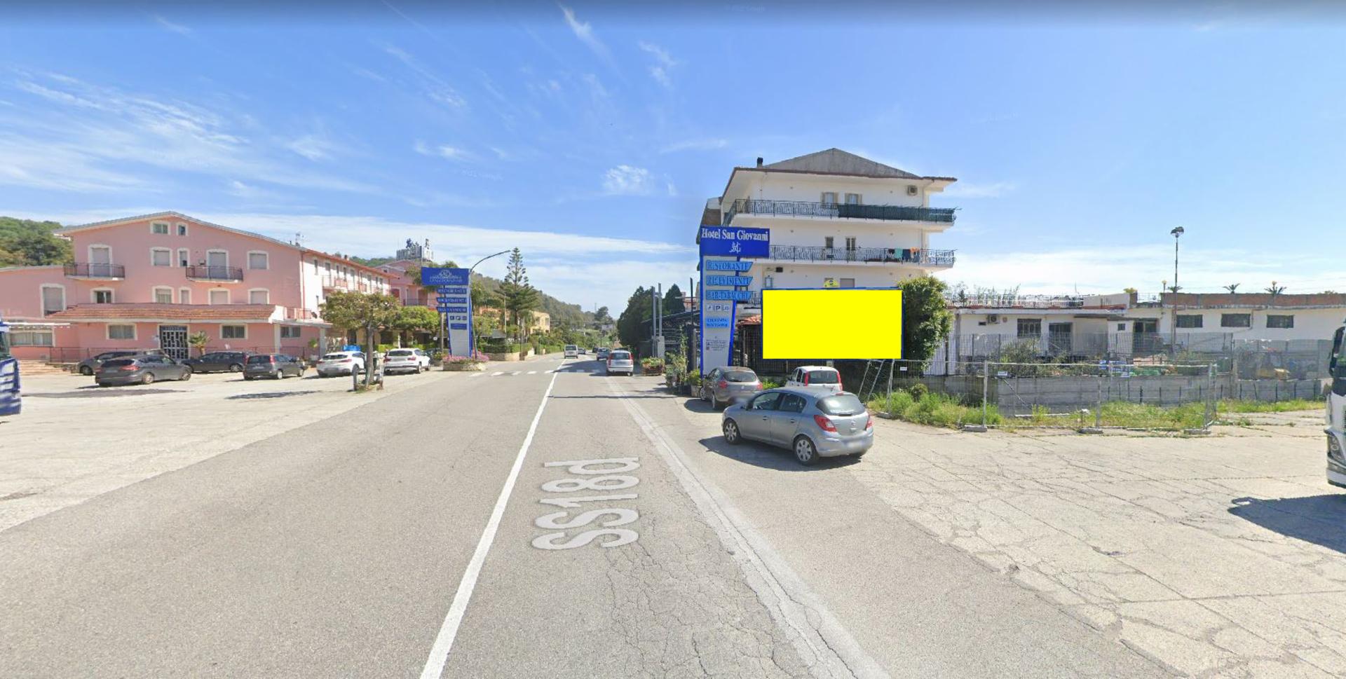 Impianto 6 X 3 a Falerna, in zona Hotel Club Eurolido