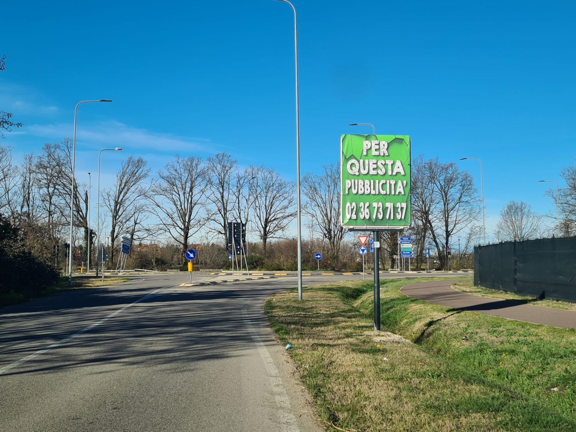 Impianto CARTELLONISTICA a Pieve Emanuele, in zona Bar Humanitas University